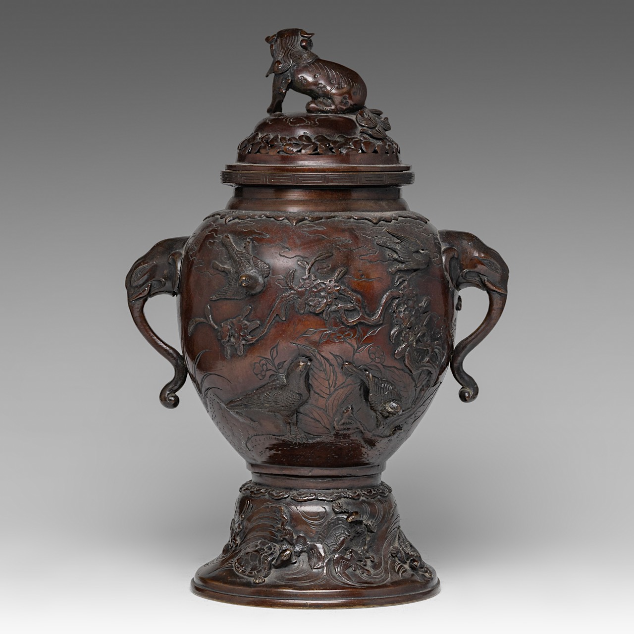 A Japanese bronze censer, paired with elephant-head handles, Meiji period (1868-1912, H 43 cm - Image 4 of 7