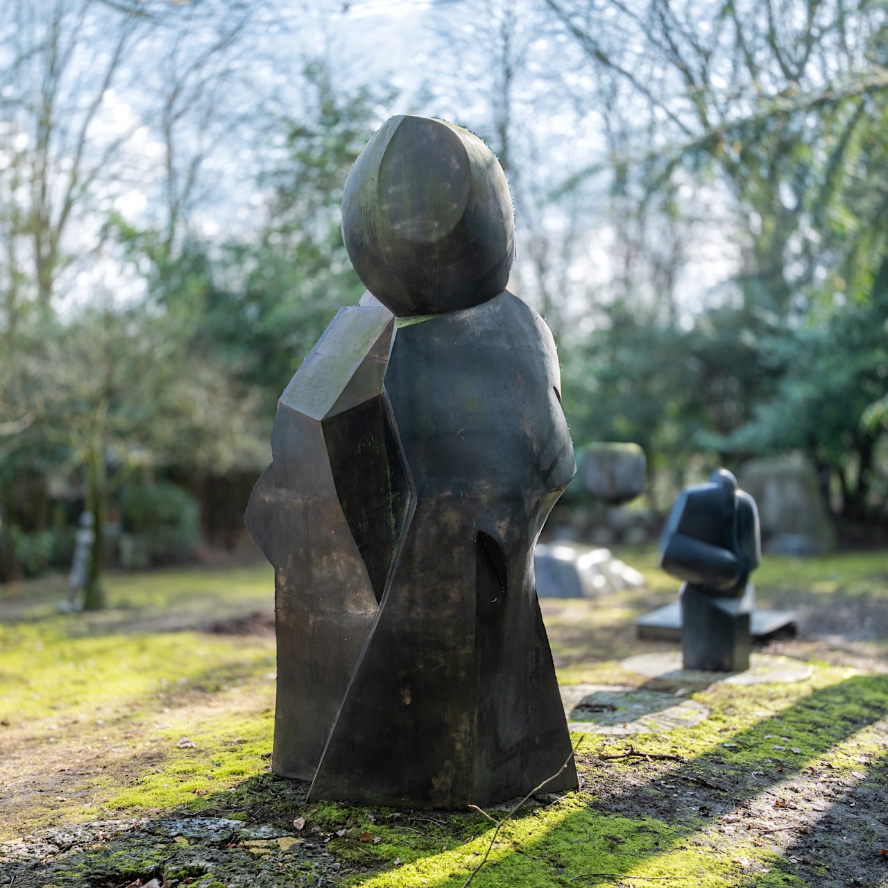 Pol Spilliaert (1935-2023), 'Je te veux', bronze patinated polyester, 2005 330 x 144 x 155 cm. (129. - Image 4 of 7