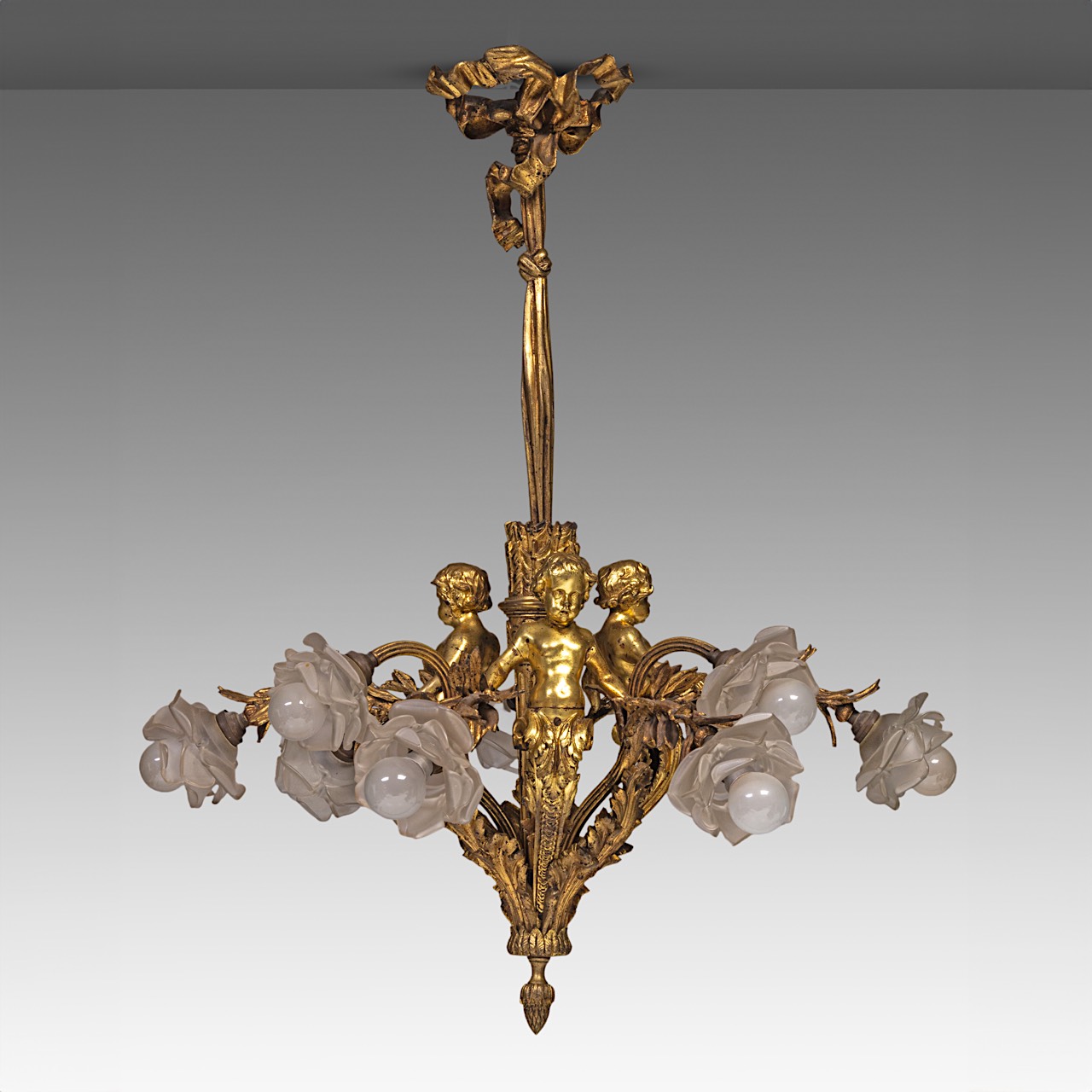 A Neoclassical gilt bronze chandelier, decorated with putti, H 80 cm - Image 4 of 7