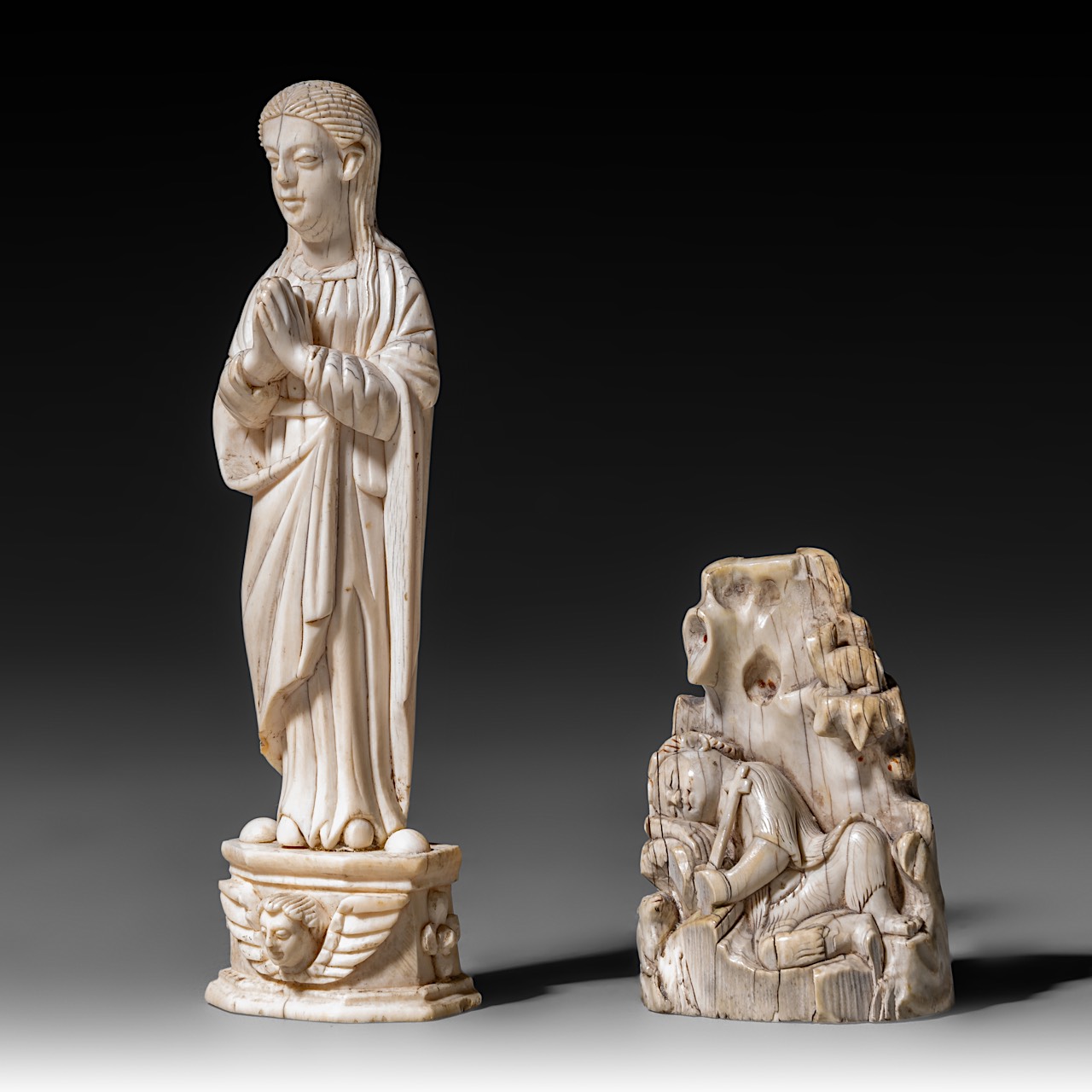 Two carved ivory Indo-Portuguese religious figures; one depicts an upright standing and praying Virg - Image 2 of 8