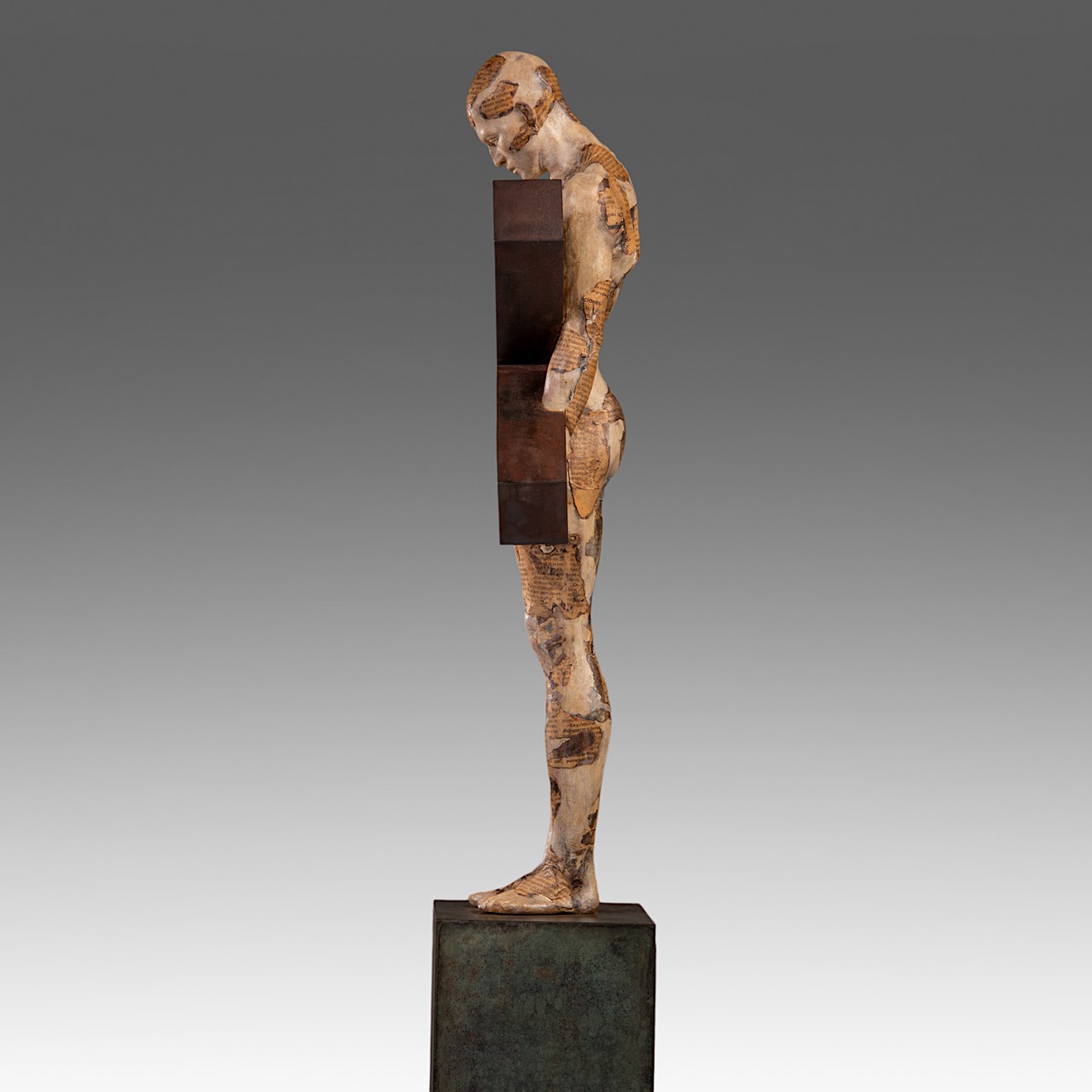 Josep Bofill (1942), male figure, mixed media (bronze, resin, newspaper), 1/3, H: 172 cm (+) - Image 10 of 12