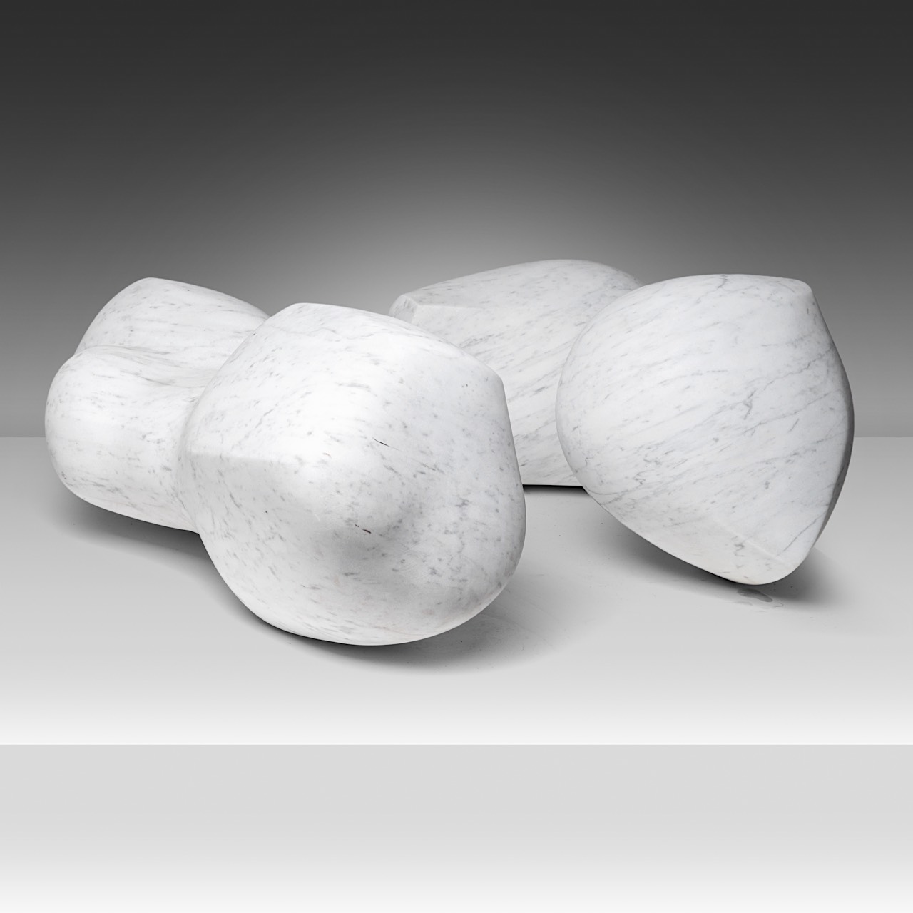 Pol Spilliaert (1935-2023), 'Embryo, geboorte', Carrara marble, 42 x 22 x 20 cm. (16.5 x 8.6 x 7.8 i - Image 6 of 11