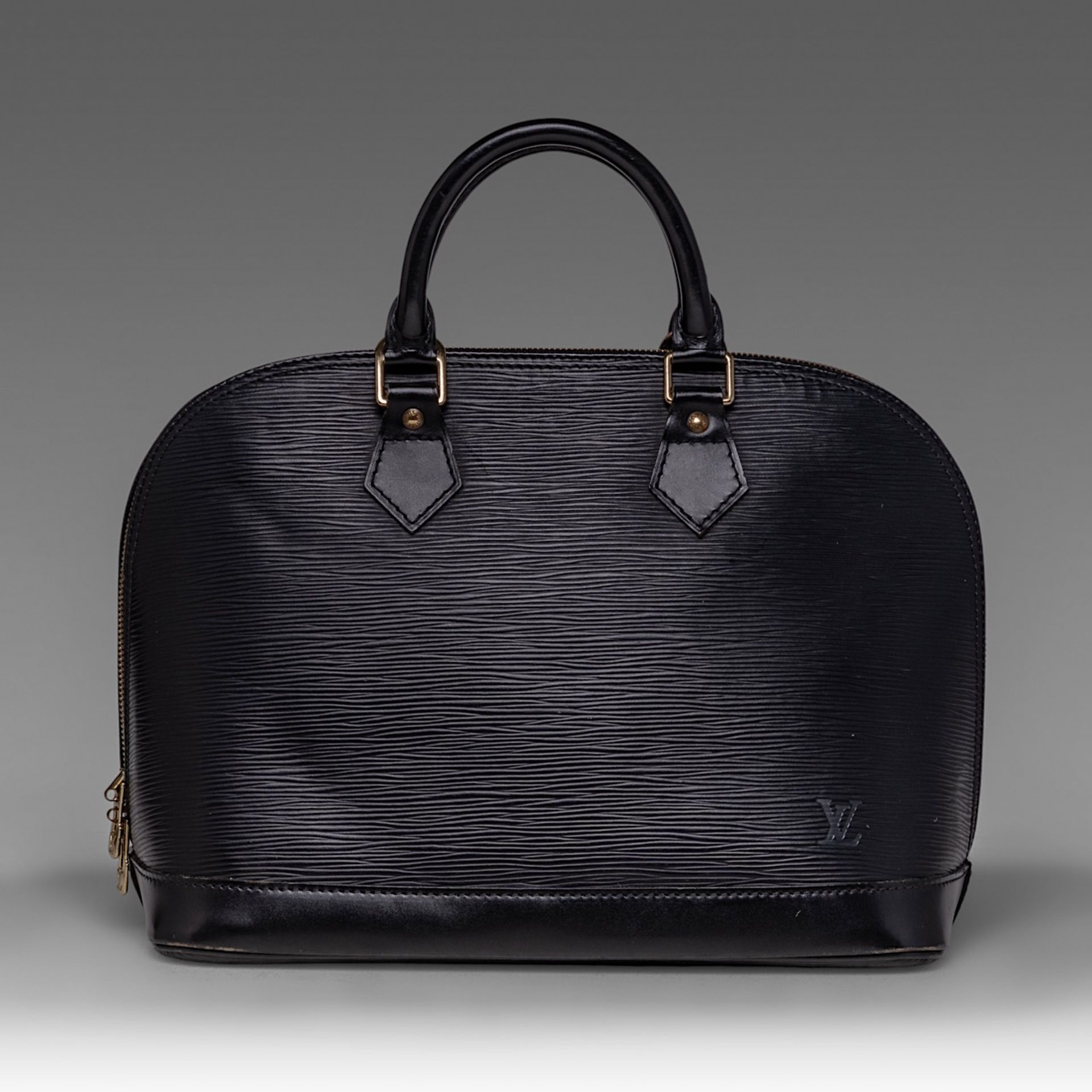 Two various Louis Vuitton handbags in black epi leather - Bild 14 aus 22