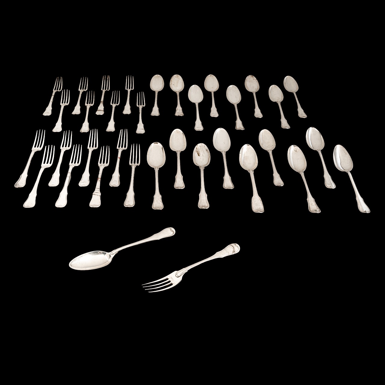 A late 18thC set of 17 forks and 18 spoons, Louvain and other hallmarks, weight: ca 2434 g - Bild 2 aus 6