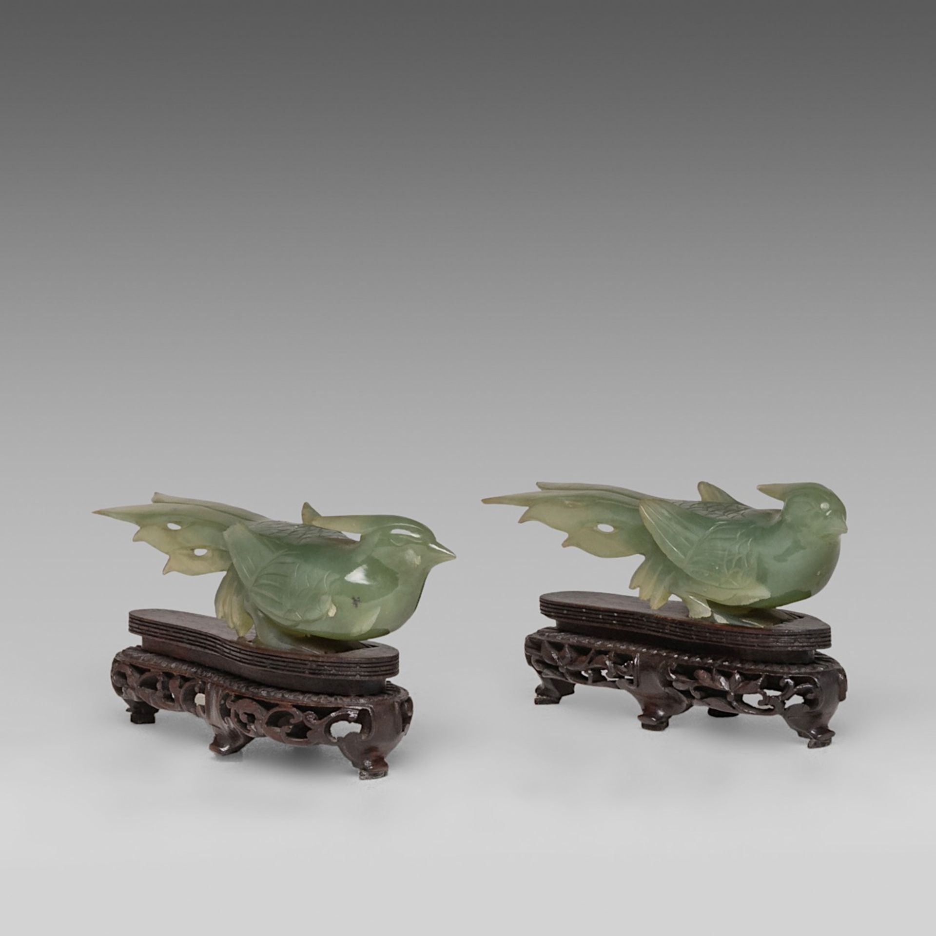 A collection of eleven Chinese mineral carvings and a pair of porcelain dishes, incl. two carnelian - Image 14 of 17