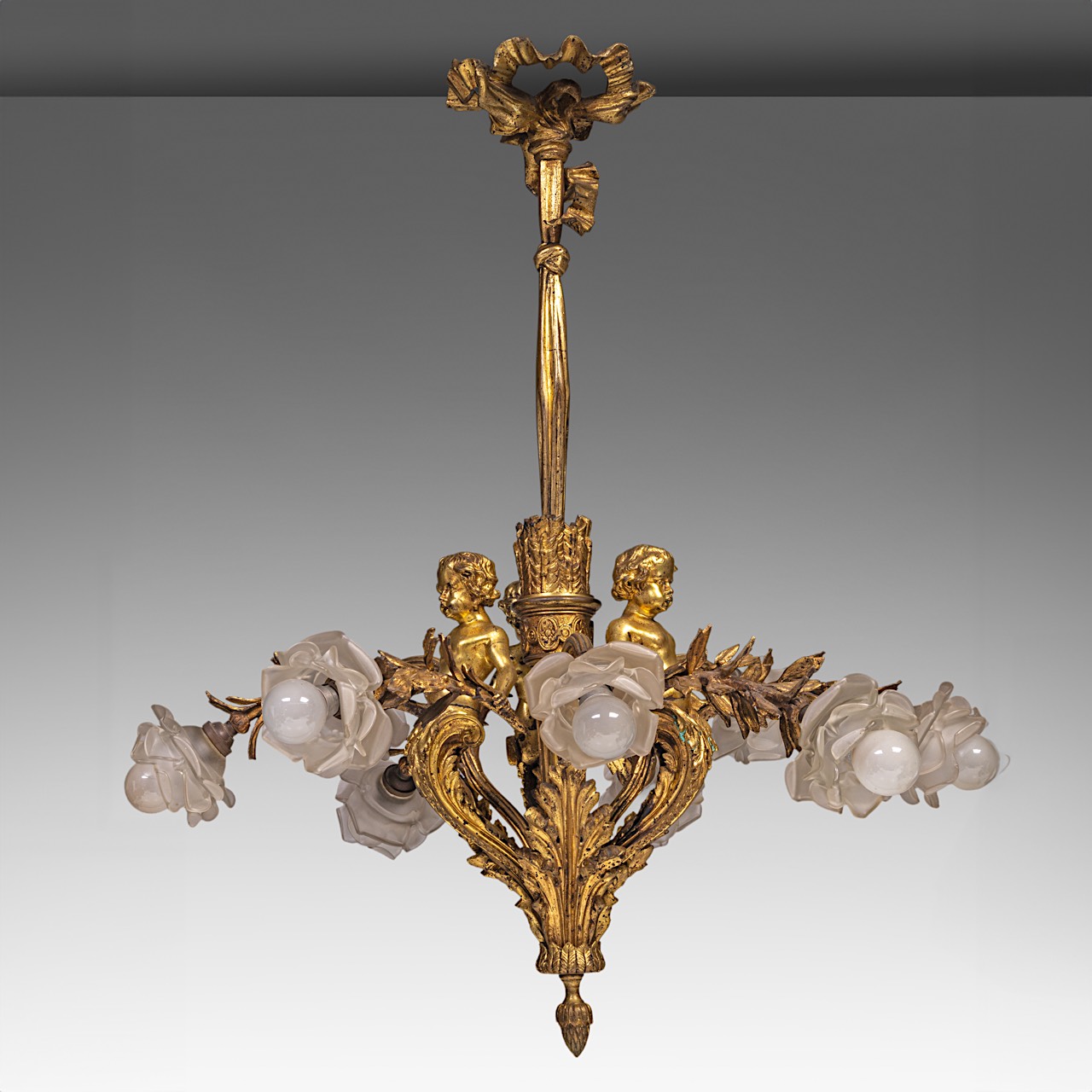 A Neoclassical gilt bronze chandelier, decorated with putti, H 80 cm - Image 2 of 7