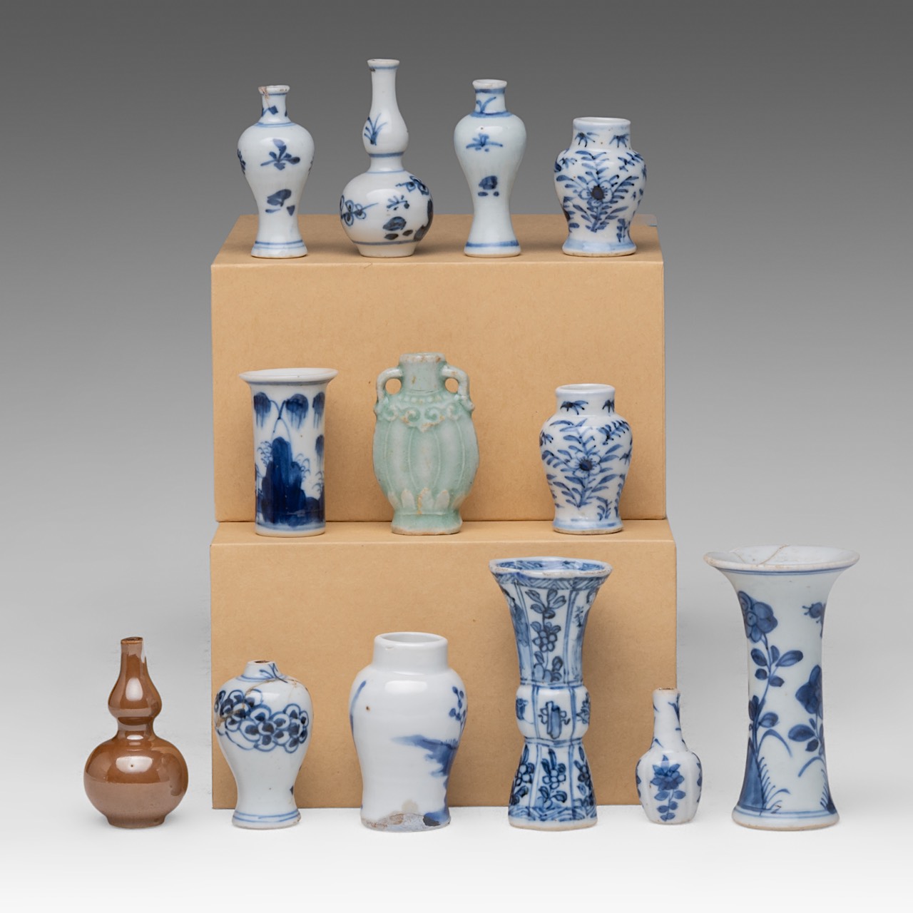 A collection of thirteen Chinese miniature vases and bottles, mainly blue and white and of Kangxi pe - Image 3 of 10