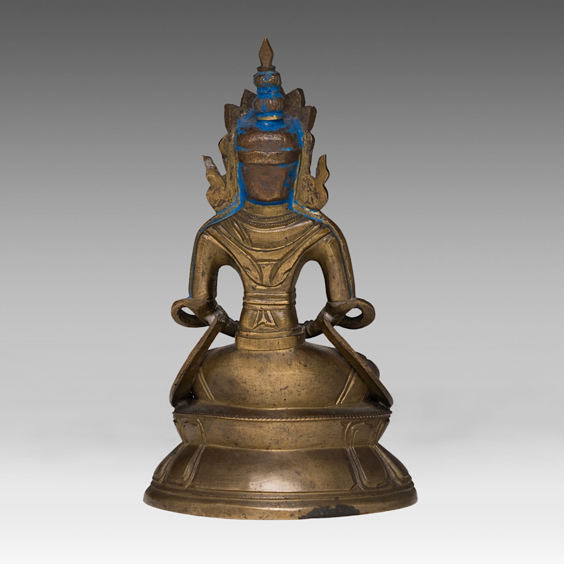 A Chinese bronze figure of Buddha Amitayus, 19thC, H 16,5 cm - added a Chinese Ming bronze 'Fu' wine - Image 5 of 16