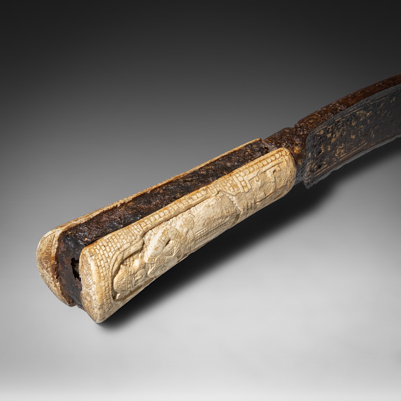 A rare, probably Byzantine dagger with a relief-cut bone handle, 12th/13thC, total L 36 cm - Bild 7 aus 10