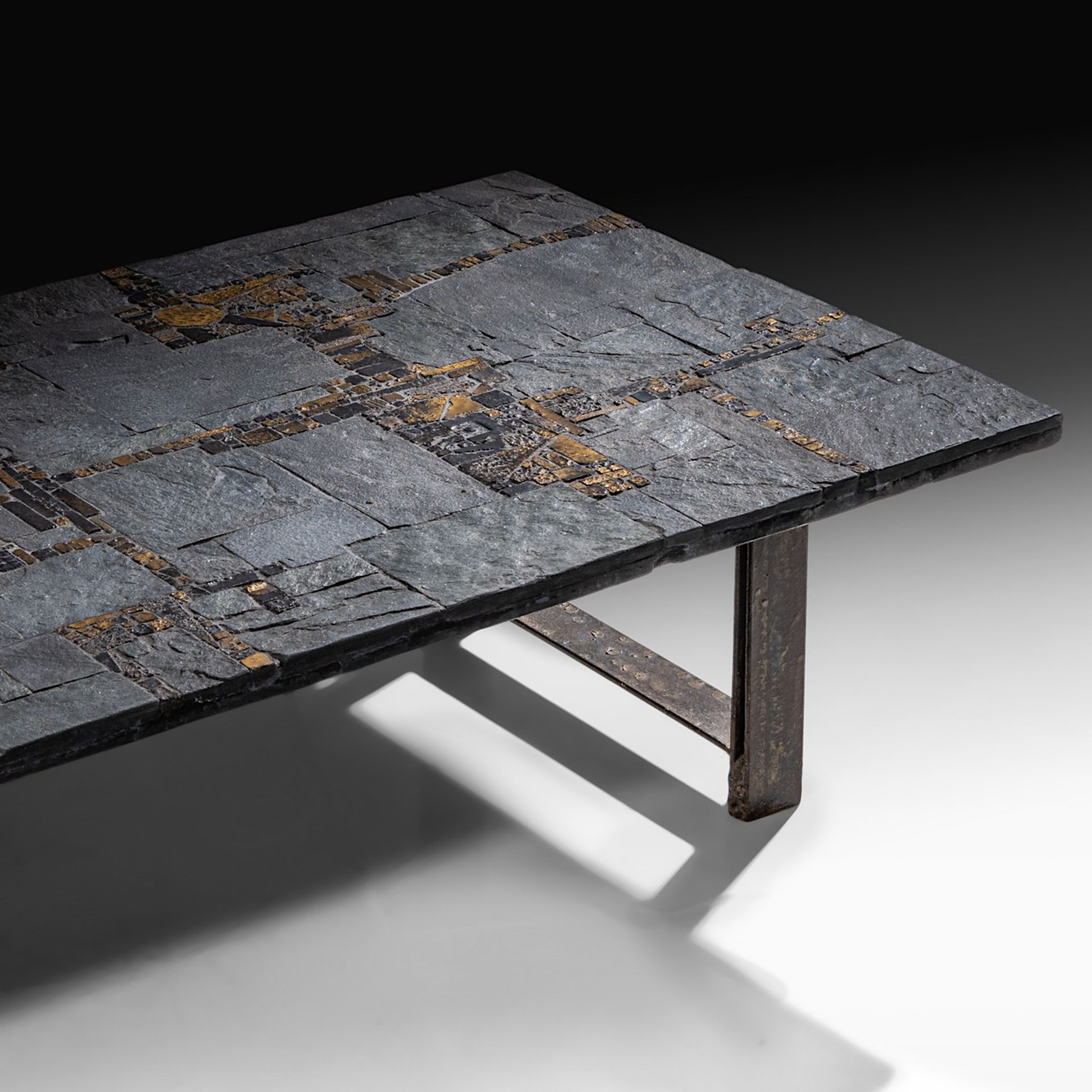 A vintage '60s Pia Manu coffee table, slate stone and gilt-glazed ceramic table top on a steel frame - Bild 10 aus 16