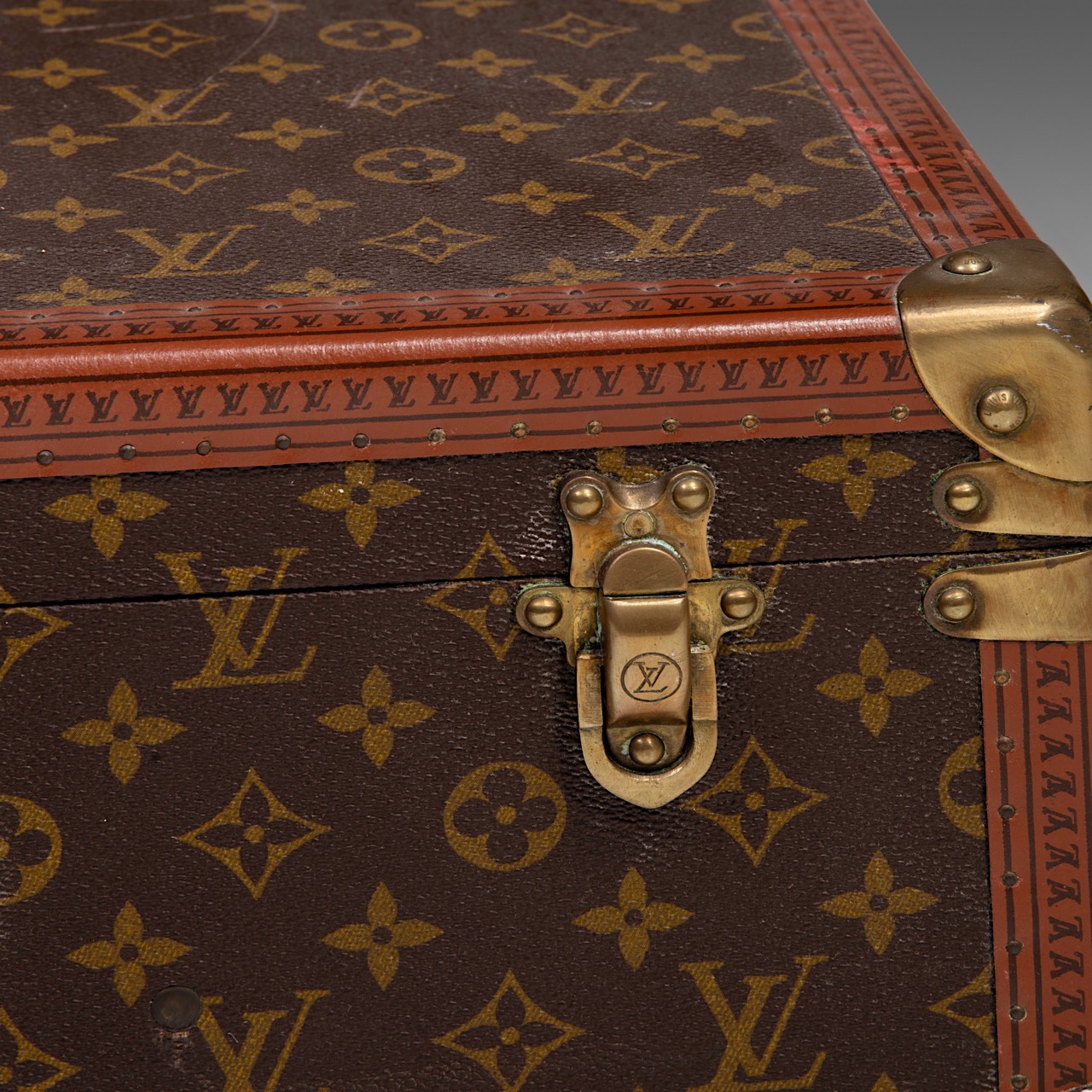 A vintage Louis Vuitton coffer, Model Alzer 80, 52 - 80 - 21,5 cm - Image 15 of 16
