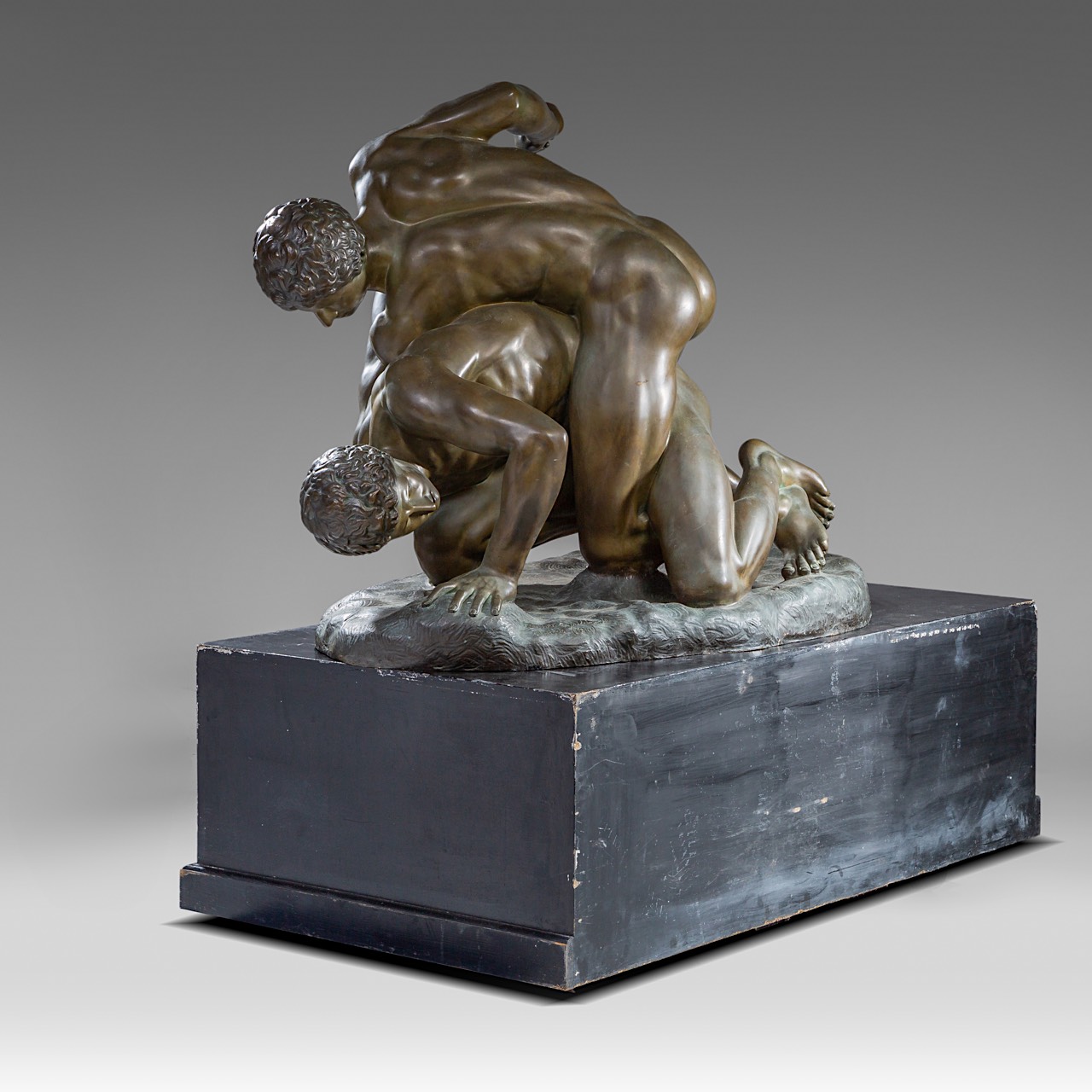A patinated bronze group of the wrestlers, after the antique, H 90 - W 125 - D 73 cm - Image 6 of 46
