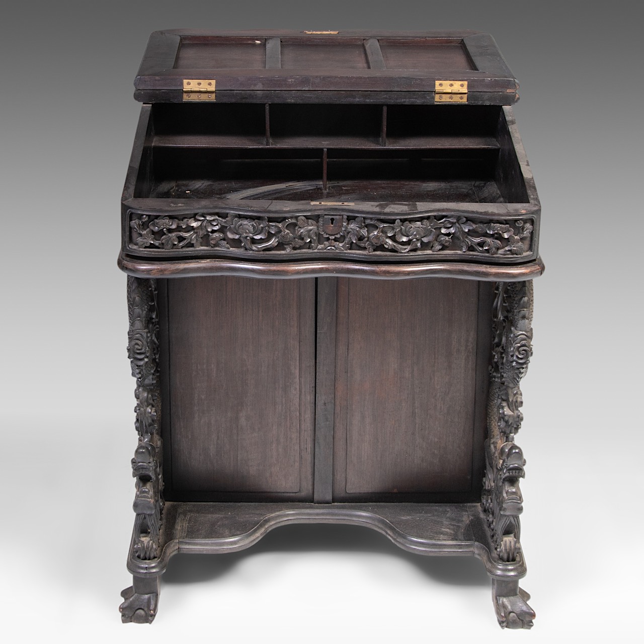A compact South Chinese carved hardwood writing desk, 19thC, H 83 - W 66 - D 62 cm - Image 7 of 10