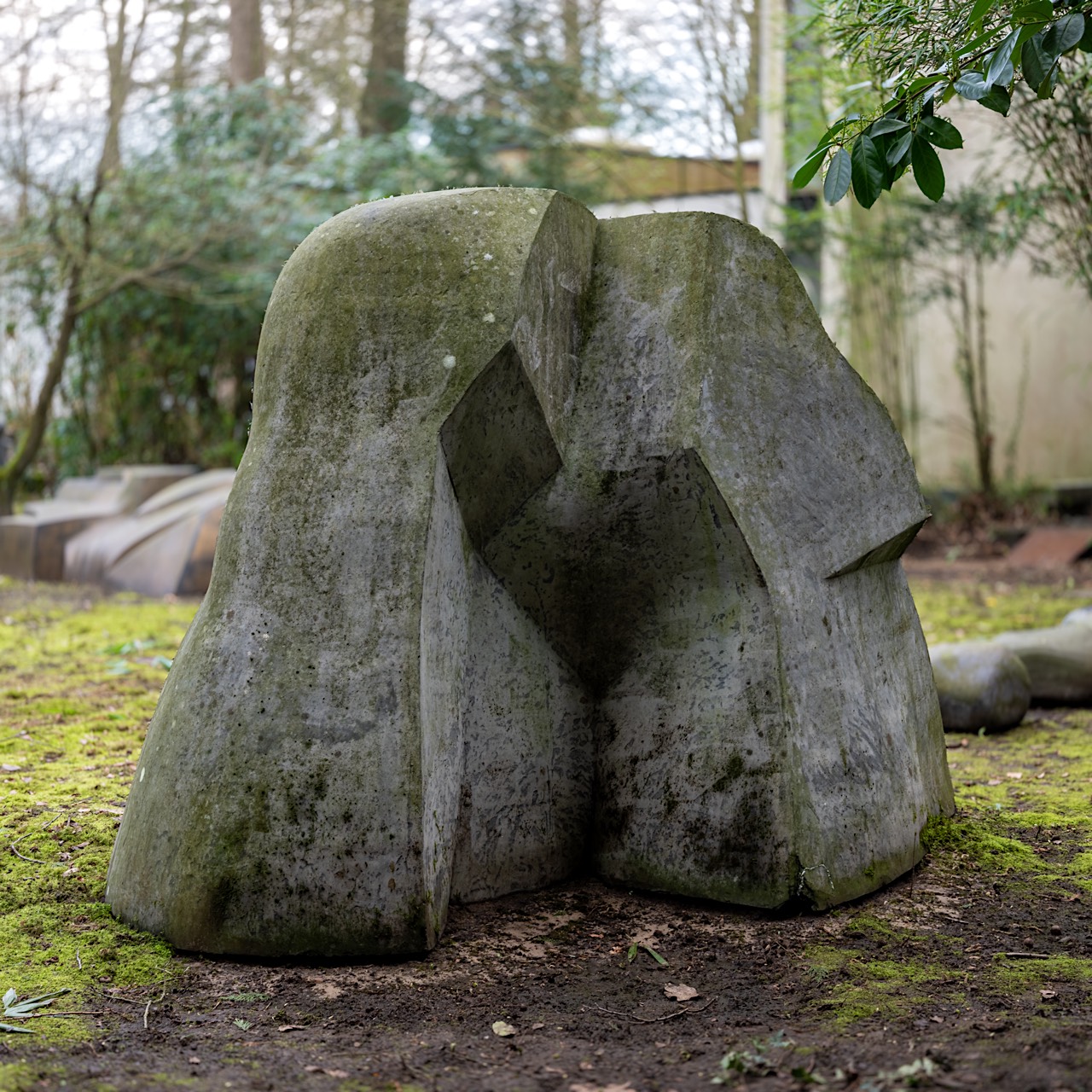 Pol Spilliaert (1935-2023), 'Gevormd door de wind', bronze patinated polyester, 1983-1985 - Image 6 of 9