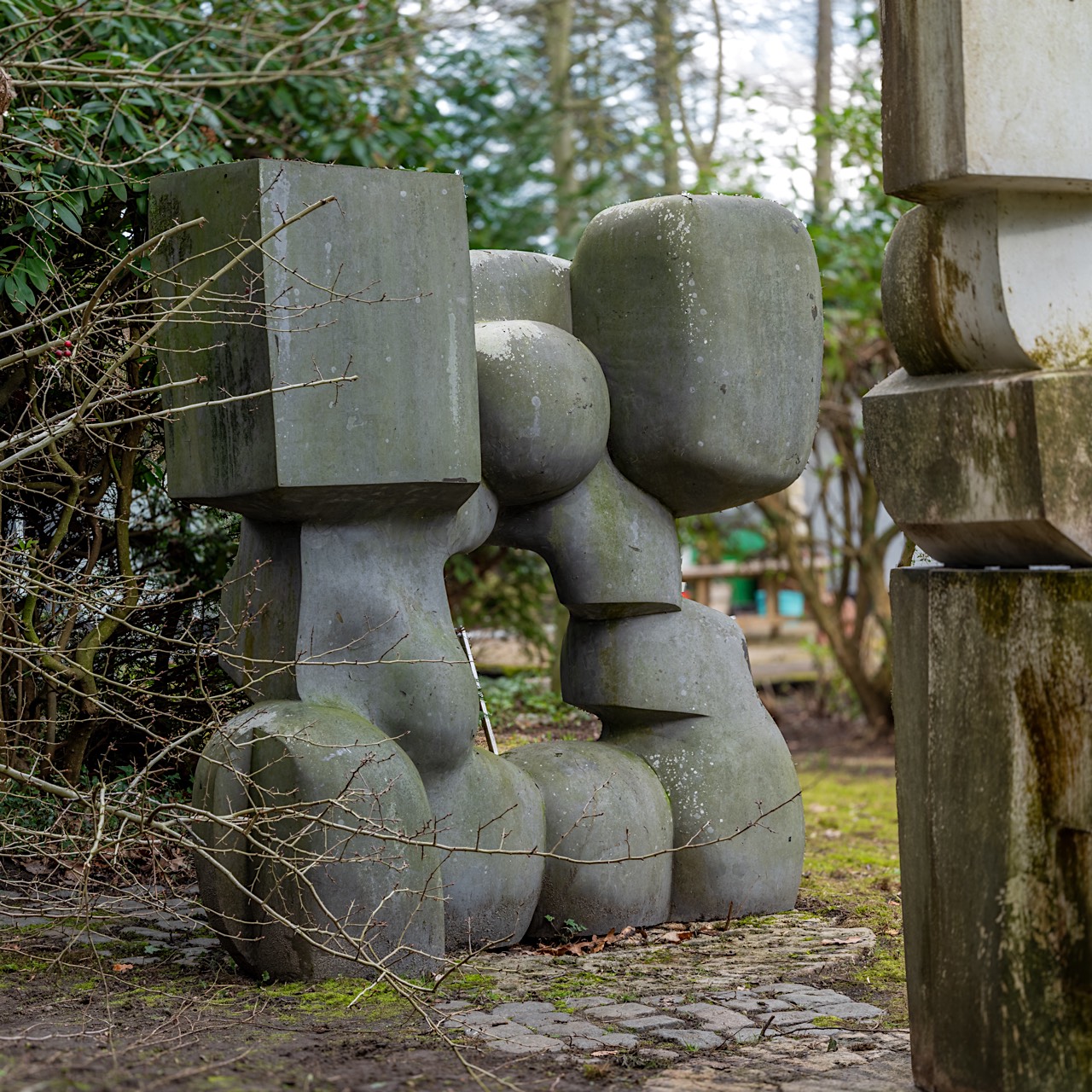 Pol Spilliaert (1935-2023), 'Zwarte bloem van Java', bronze patinated polyester, 1964-1965 200 x 194 - Image 4 of 11