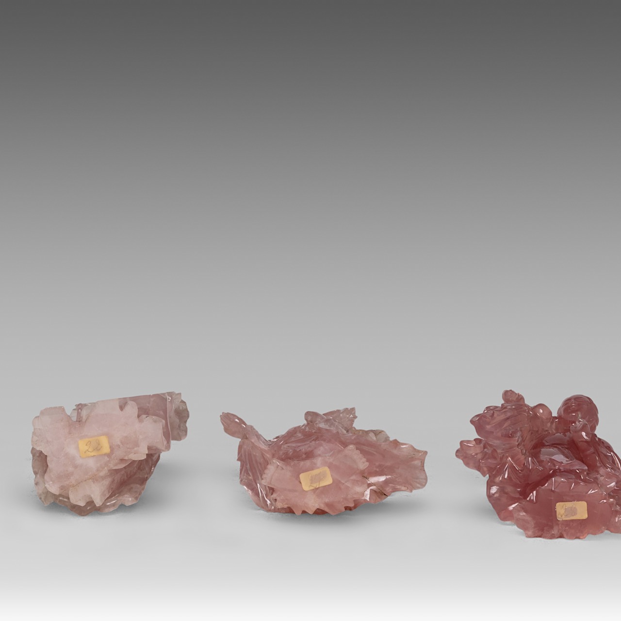 A collection of eleven Chinese mineral carvings and a pair of porcelain dishes, incl. two carnelian - Image 7 of 17