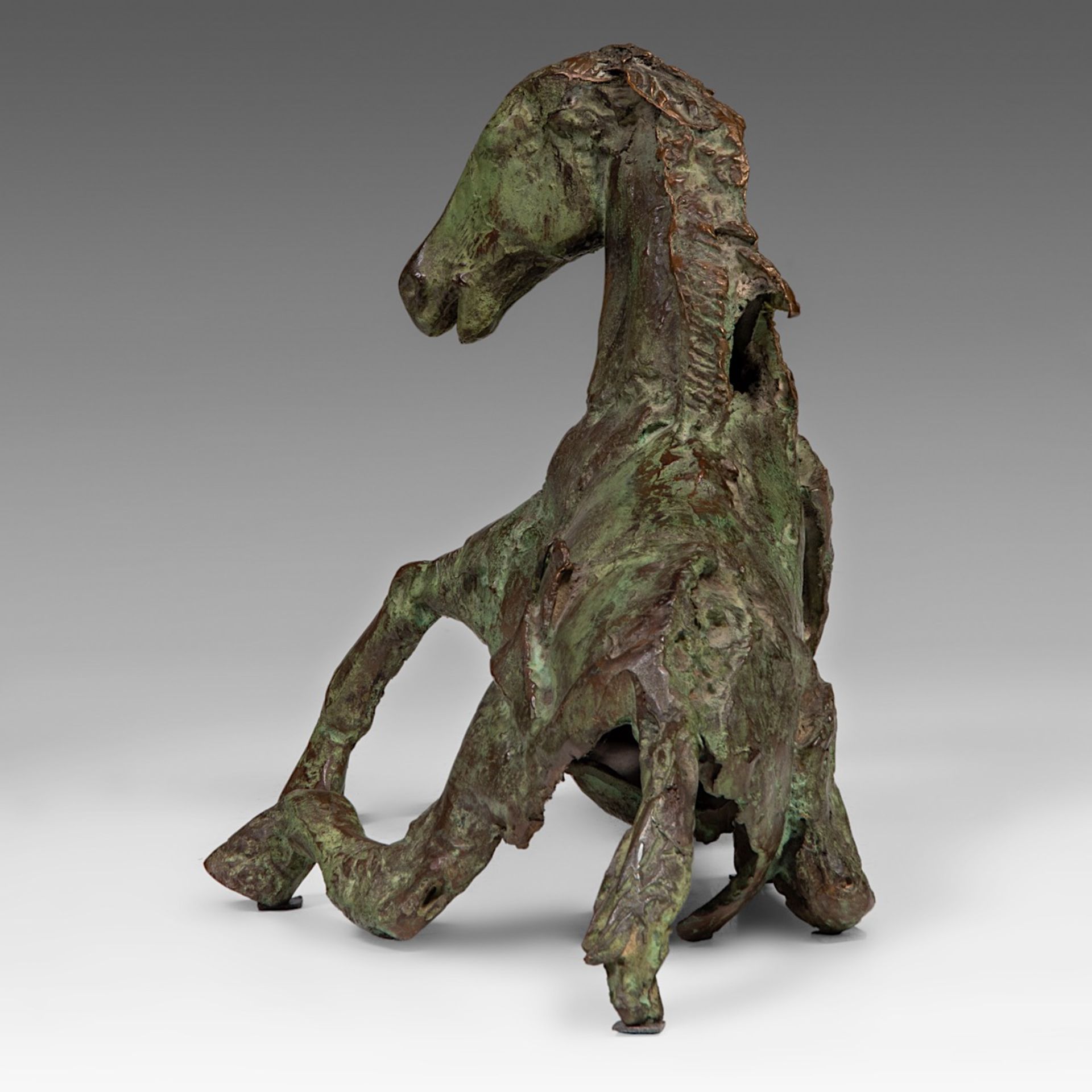 Jan Desmarets (1961), a reclining patinated bronze horse, 2/8 38.5 x 60 cm. (15.1 x 23.6 in.) - Bild 3 aus 6