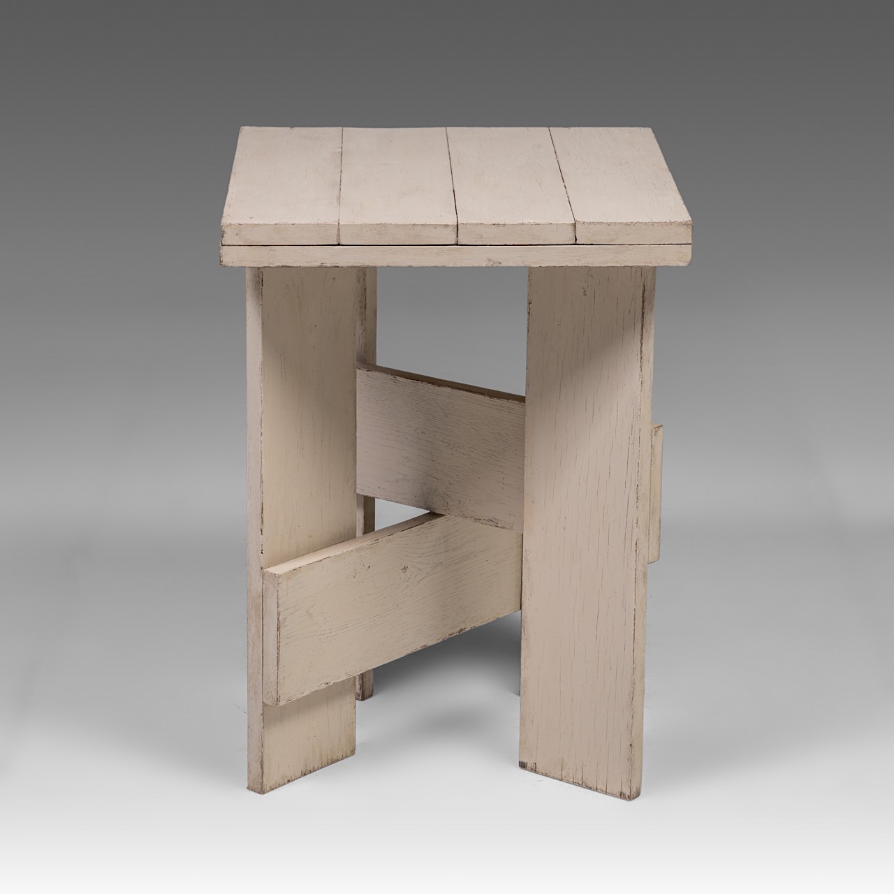 A decorative Low crate table after Gerrit Rietveld, H 63 - W 49 - D 47 cm - Image 4 of 7