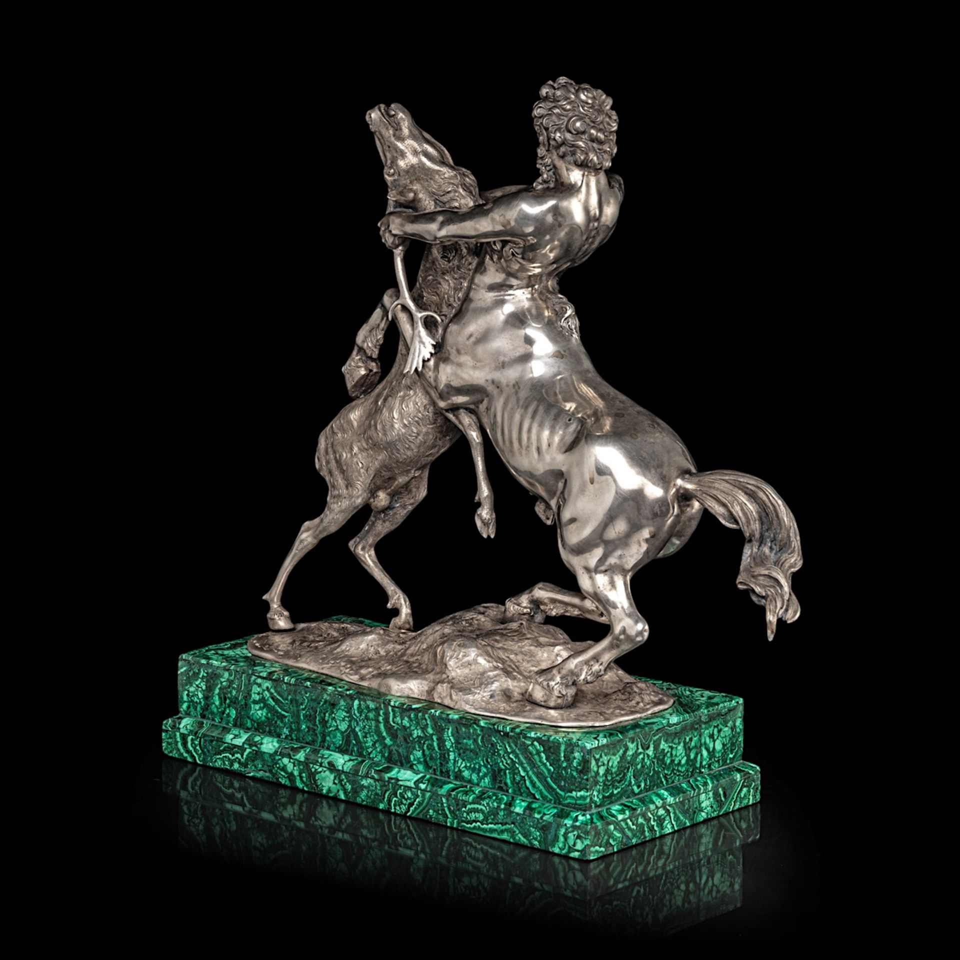 A silver figure of a centaur and deer fighting on a malachite veneered base, 800/000 35.5 x 36 x 13 - Bild 4 aus 11
