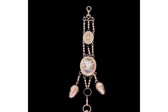 A 19thC chatelaine watch in 14ct gold, with porcelain, rubies and turqoise, weight: 75,6 g - Bild 4 aus 7