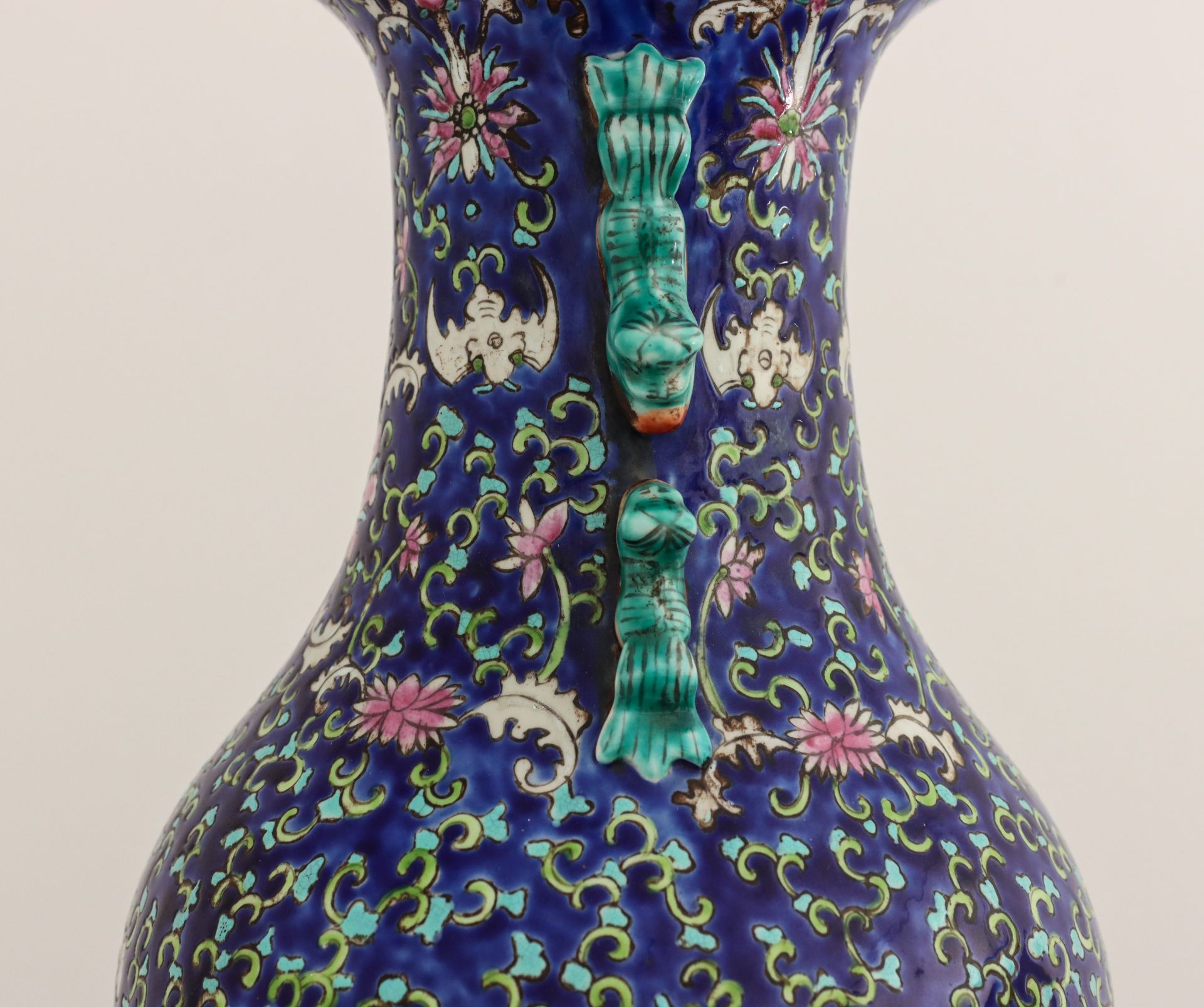 Vase in Chinese Porcelain - Image 3 of 6