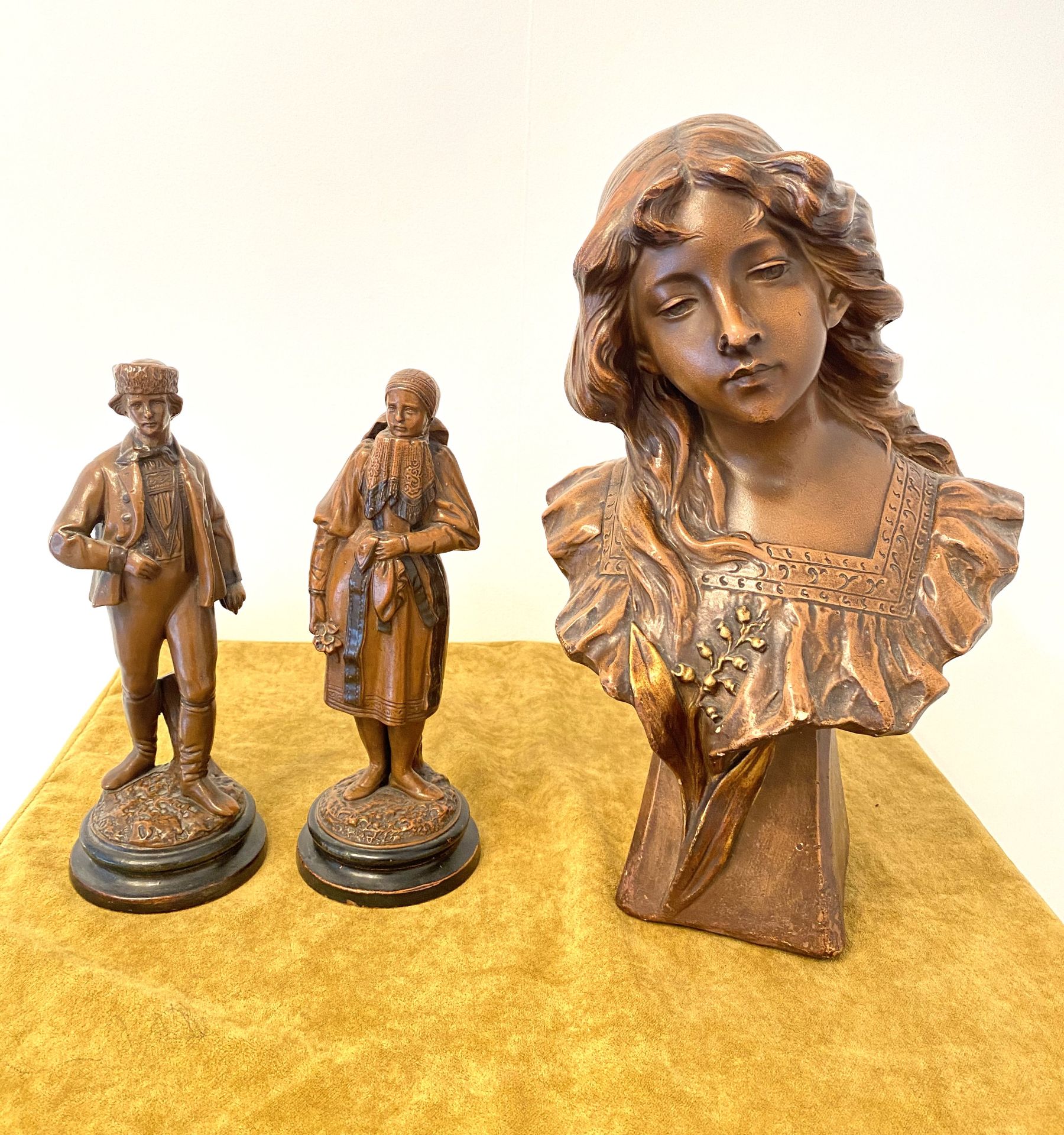 Lot of 3 vintage statues in Terracotta