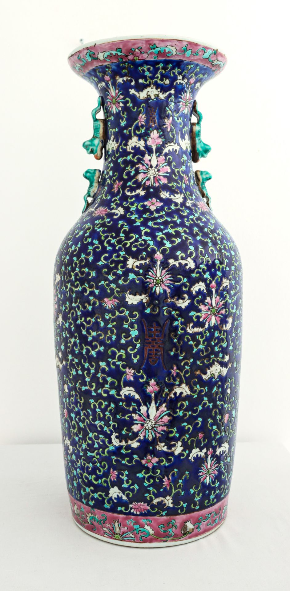 Vase in Chinese Porcelain