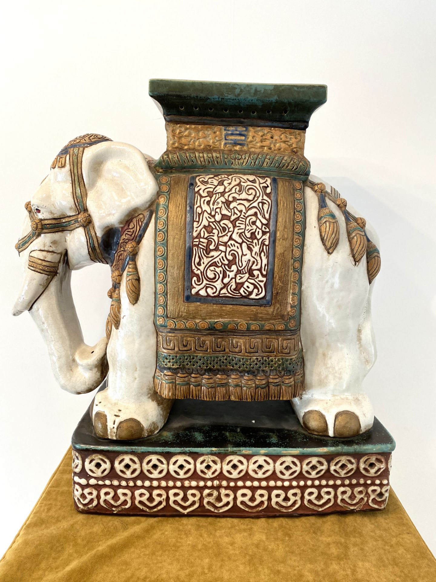 Elephant in Eastern Porcelain - Image 3 of 8