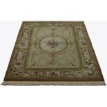 Rug China - Savonery design - 181 x 125 cm