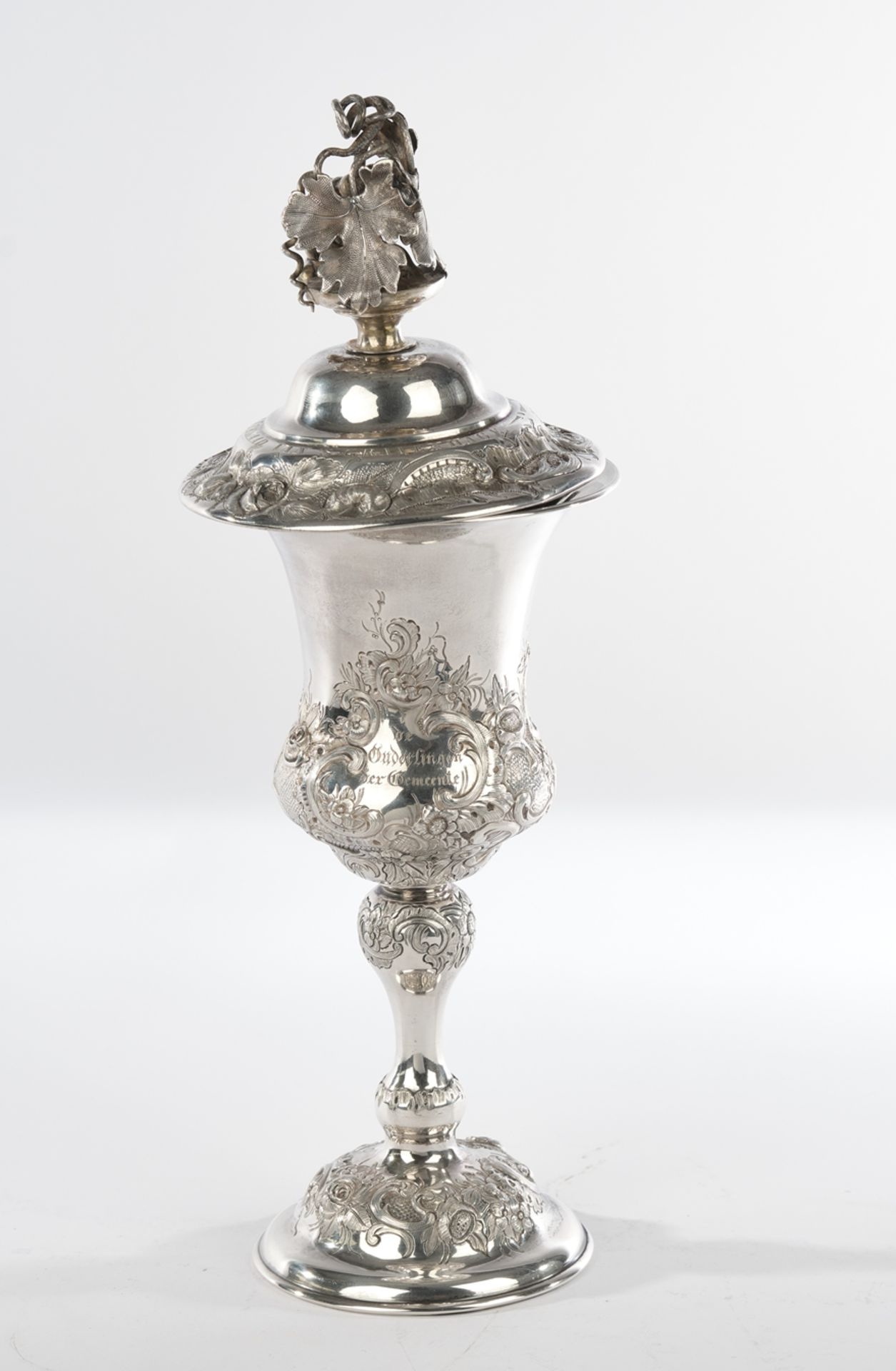 Lidded Goblet, silver, Netherlands, 1857/1859, maker's mark VK 74, moulded bowl on shaft and round  - Image 2 of 4