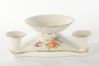 Centrepiece, Meissen, sword mark, 1st choice, model number P 225, three-sided, curved shape with th