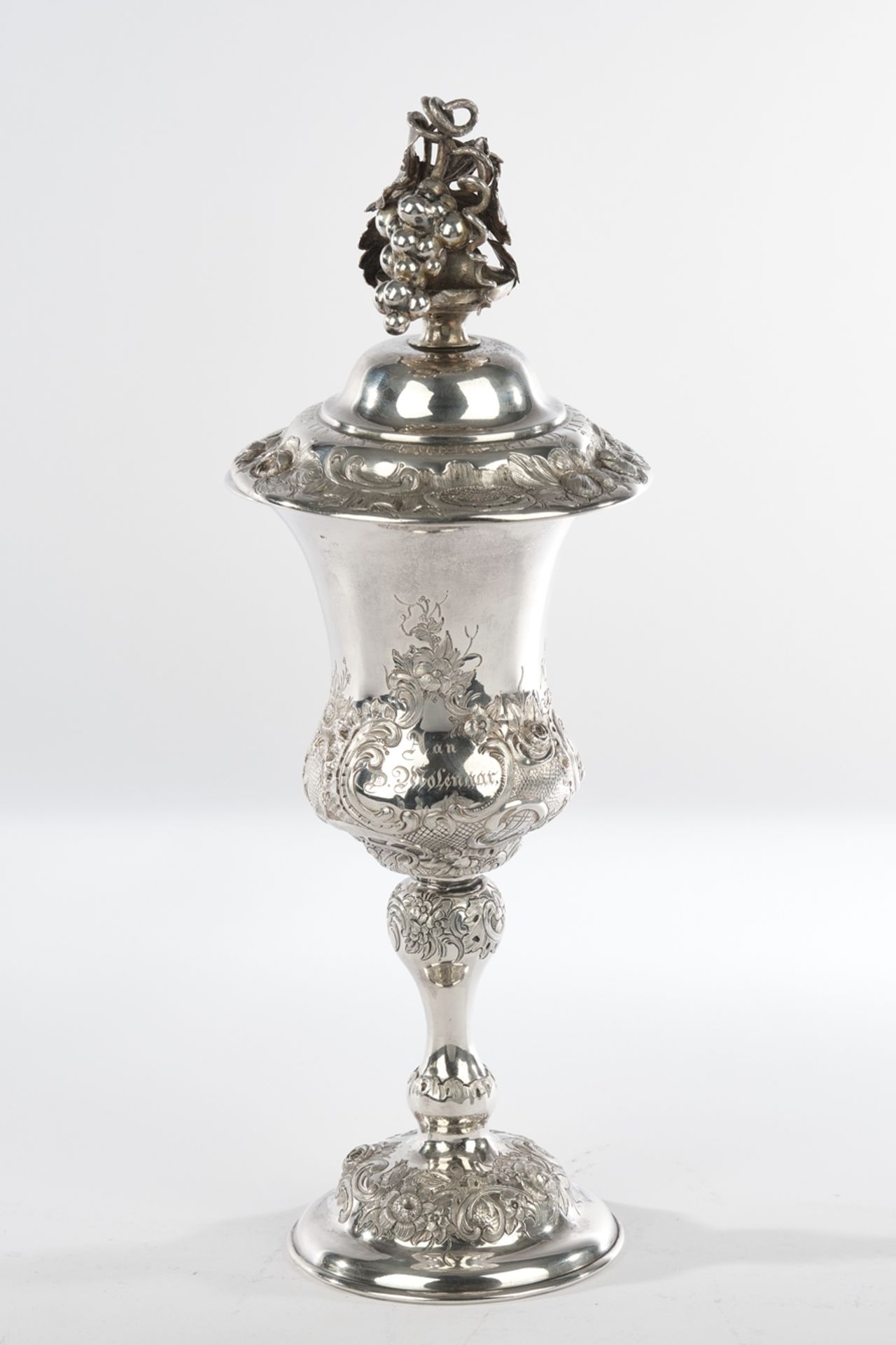 Lidded Goblet, silver, Netherlands, 1857/1859, maker's mark VK 74, moulded bowl on shaft and round 