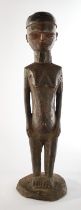 Figur, weiblich, Yoruba, Nigeria, Afrika, Holz, dunkel patiniert, stehend, Gesicht mit Restspuren r