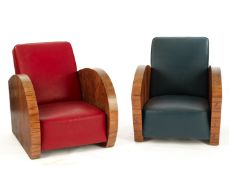 Zwei Sessel, Art Déco, um 1930, Wangen furniert in Nussmaser, Polsterbezüge in rotem und blauem Kun