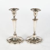 Paar Kerzenleuchter, Silber 925, Glasgow, 1926, James Weir I, ovalförmiger Fuß, ansteigender Schaft
