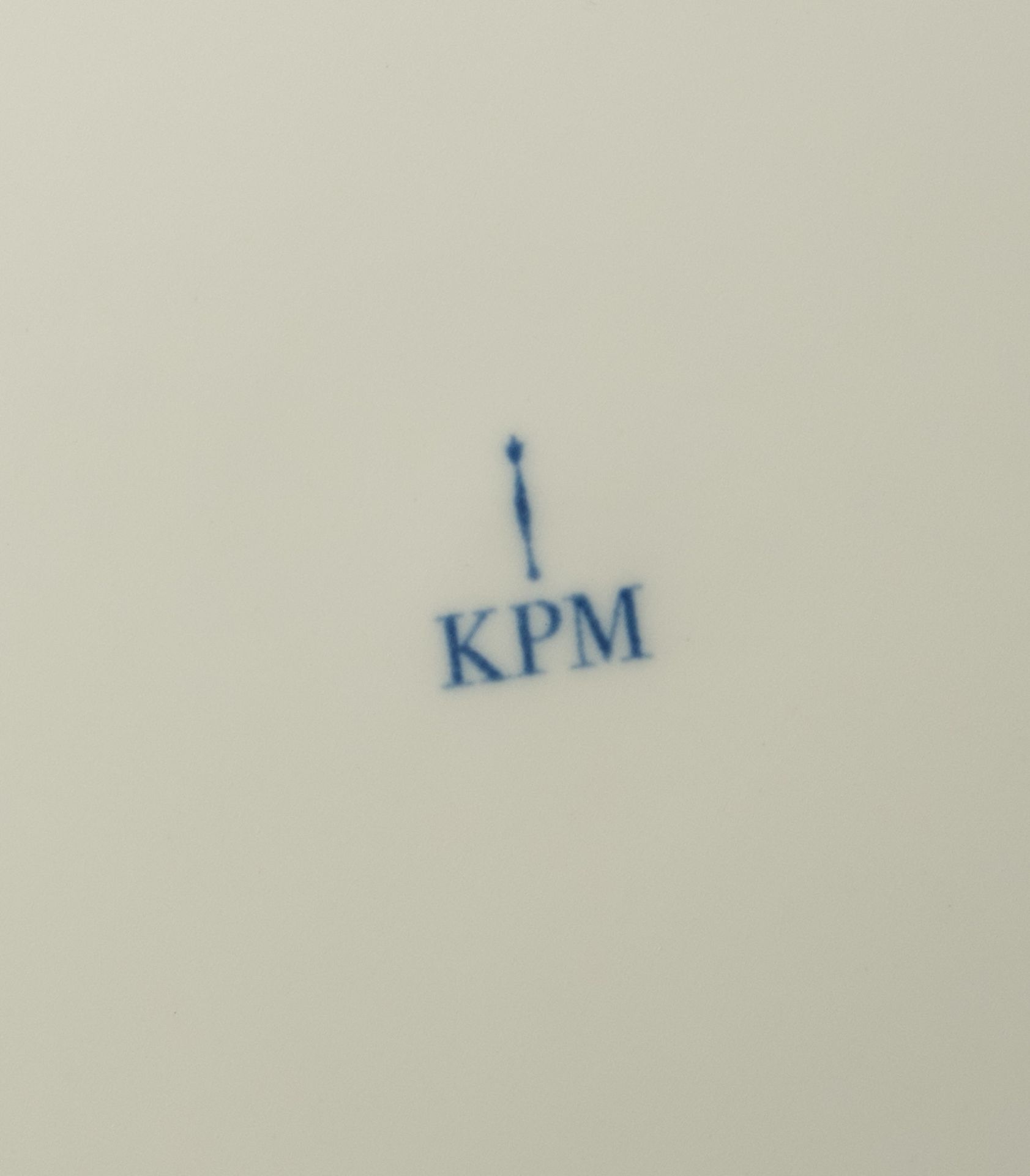6 dinner plates, KPM Berlin, Kurland, white porcelain, ø 25.5 cm - Image 2 of 2