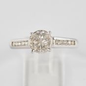 Ring, WG 585, Quattro Diamant, 4 Diamanten in Triangel-Variation-Schliff, je 0.20 ct., 10 Vollschli