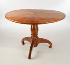 Salontisch, Biedermeier, um 1825/30, Kirschbaum furniert, runde Platte mit zentraler Sterneinlage s