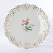 Cake plate, Meissen, crossed swords mark, 2nd choice, flower 2, all-round gold-decorated ivy relief