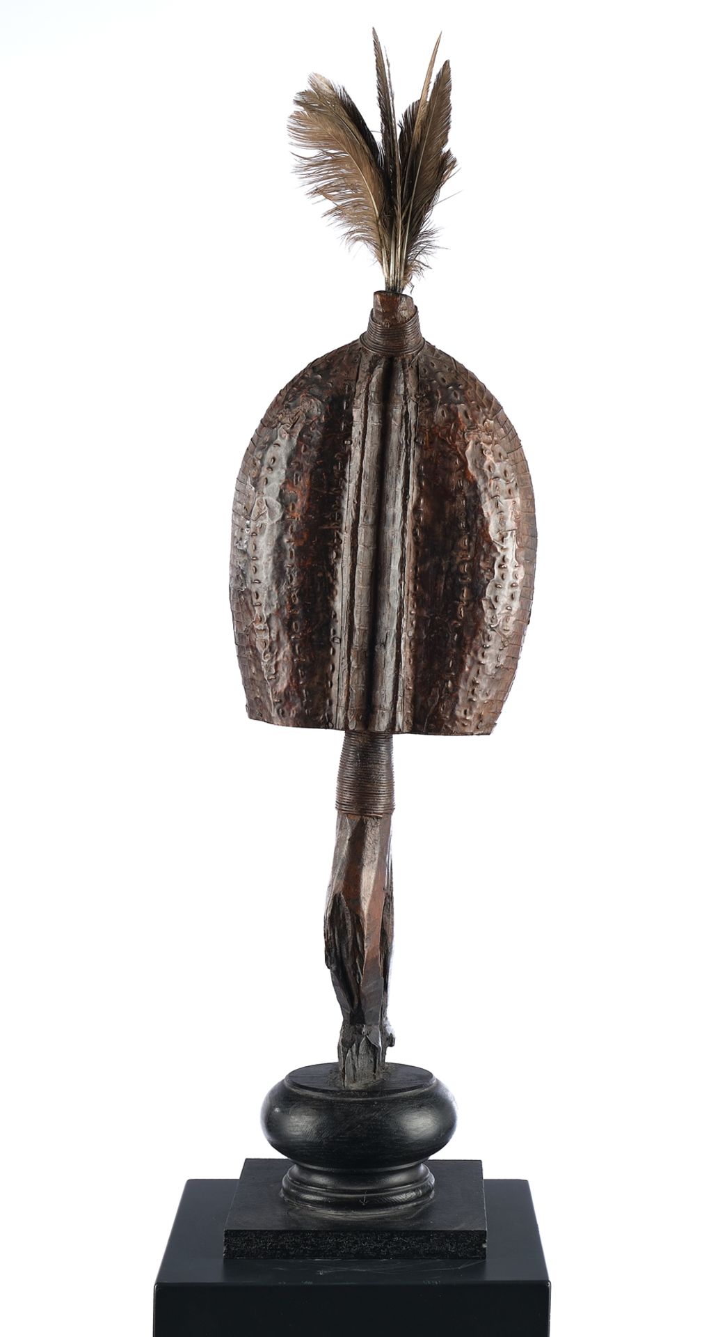 Reliquienfigur, Mahongwe, Gabun, Afrika, Grabwächter aus Holz, mit Metallstreifen und Blech belegt, - Bild 3 aus 4