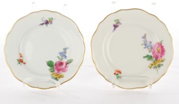 Pair of plates, Meissen, sword mark, 19th/20th century, 1st choice, flower 3, bevelled, gold rim, ø