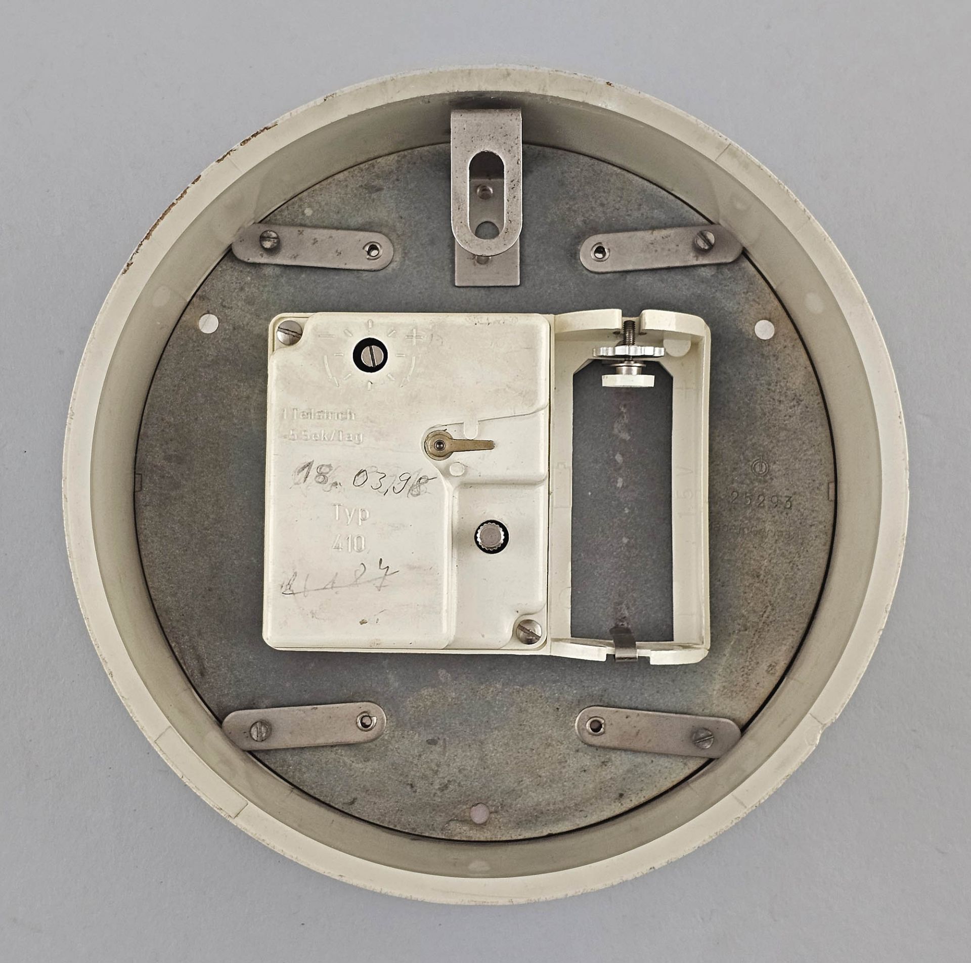 Elektrische Wanduhr Glashütte elektrochron Typ 410 - Bild 2 aus 3