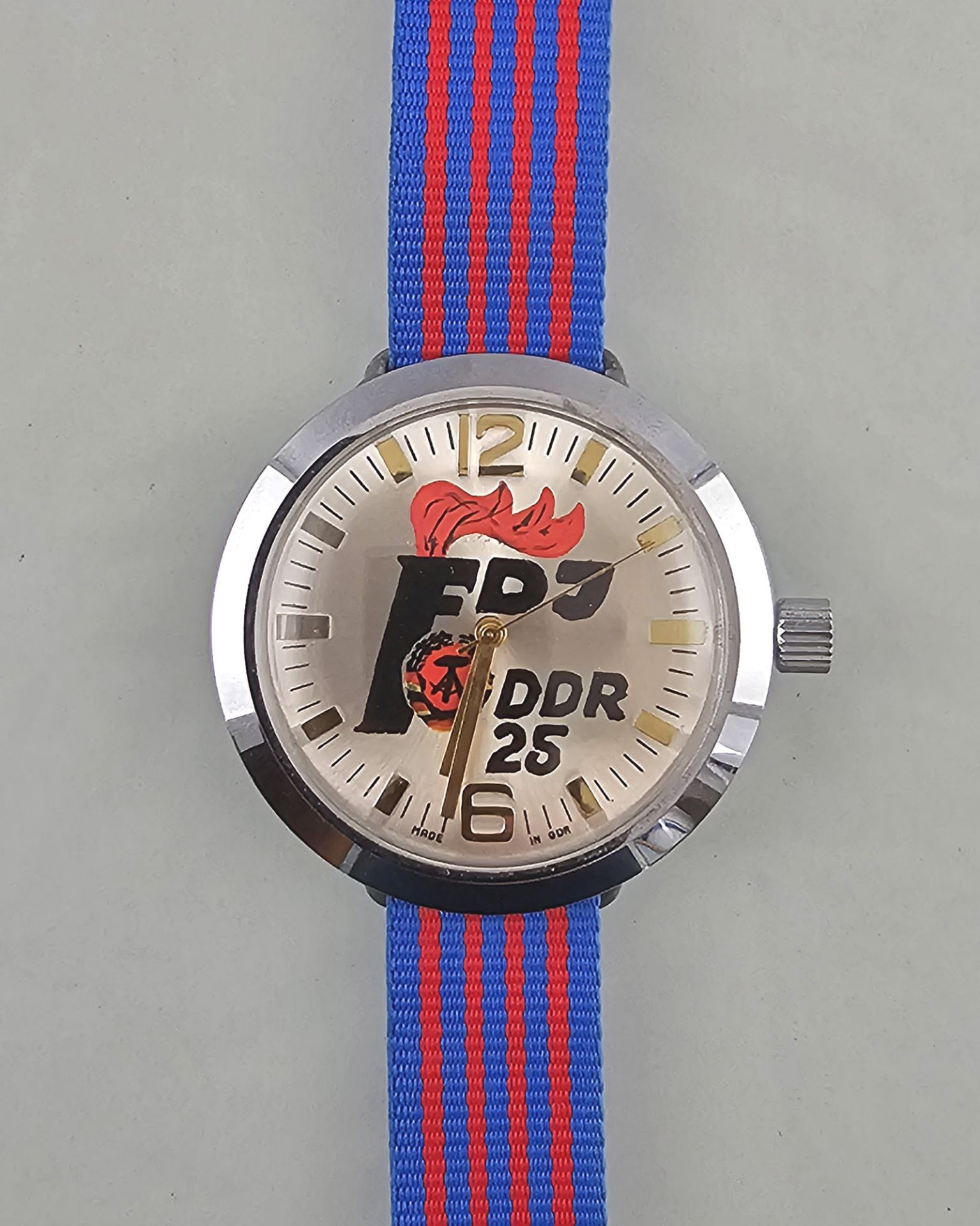 Herren-Armbanduhr Sonderedition 25 Jahre DDR FDJ - Image 3 of 4