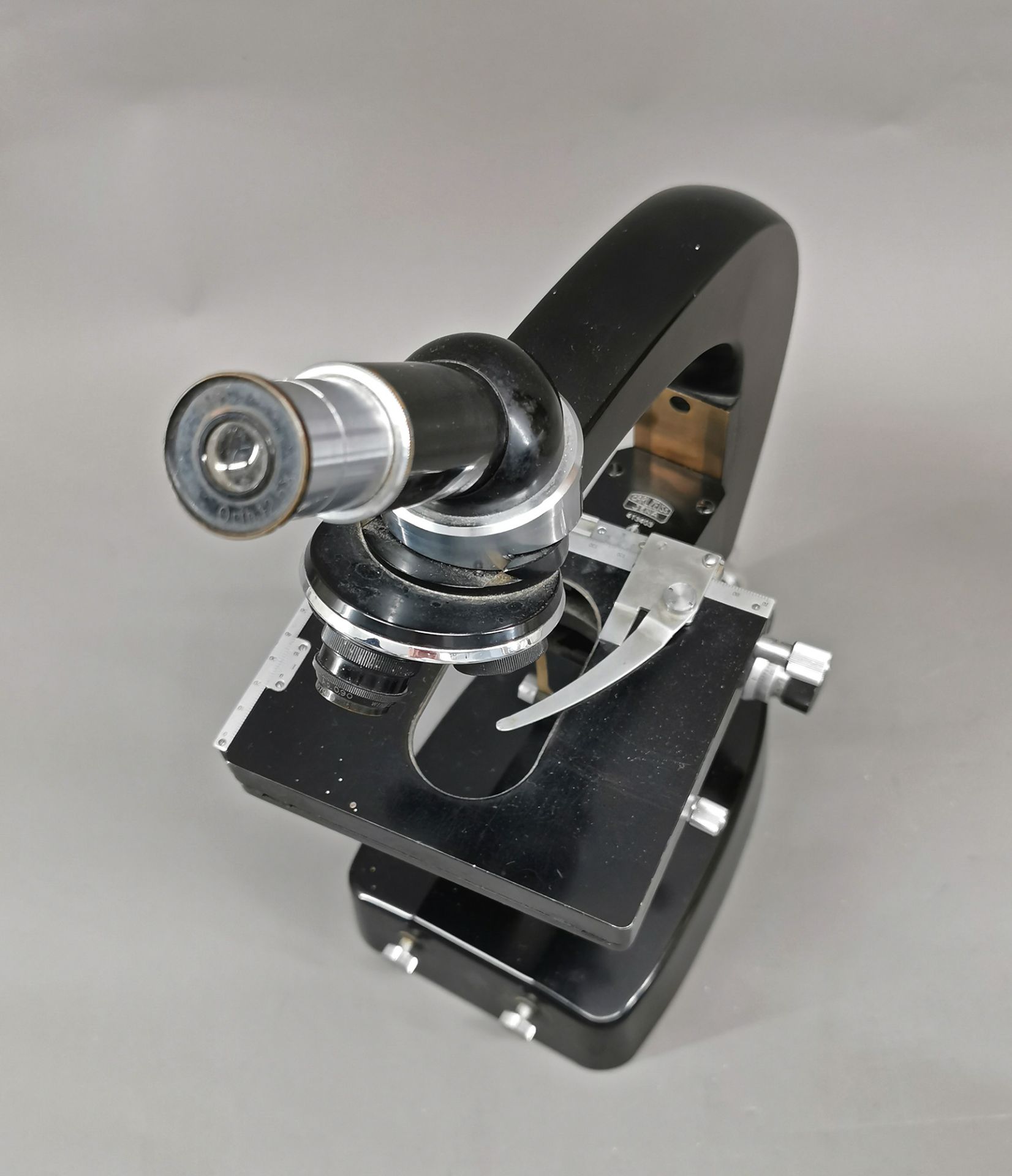 Mikroskop Carl Zeiss Jena und Stativ und Biotar 2/25 - Bild 5 aus 8