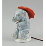 Rauchverzehrer Elefant mit Schirm