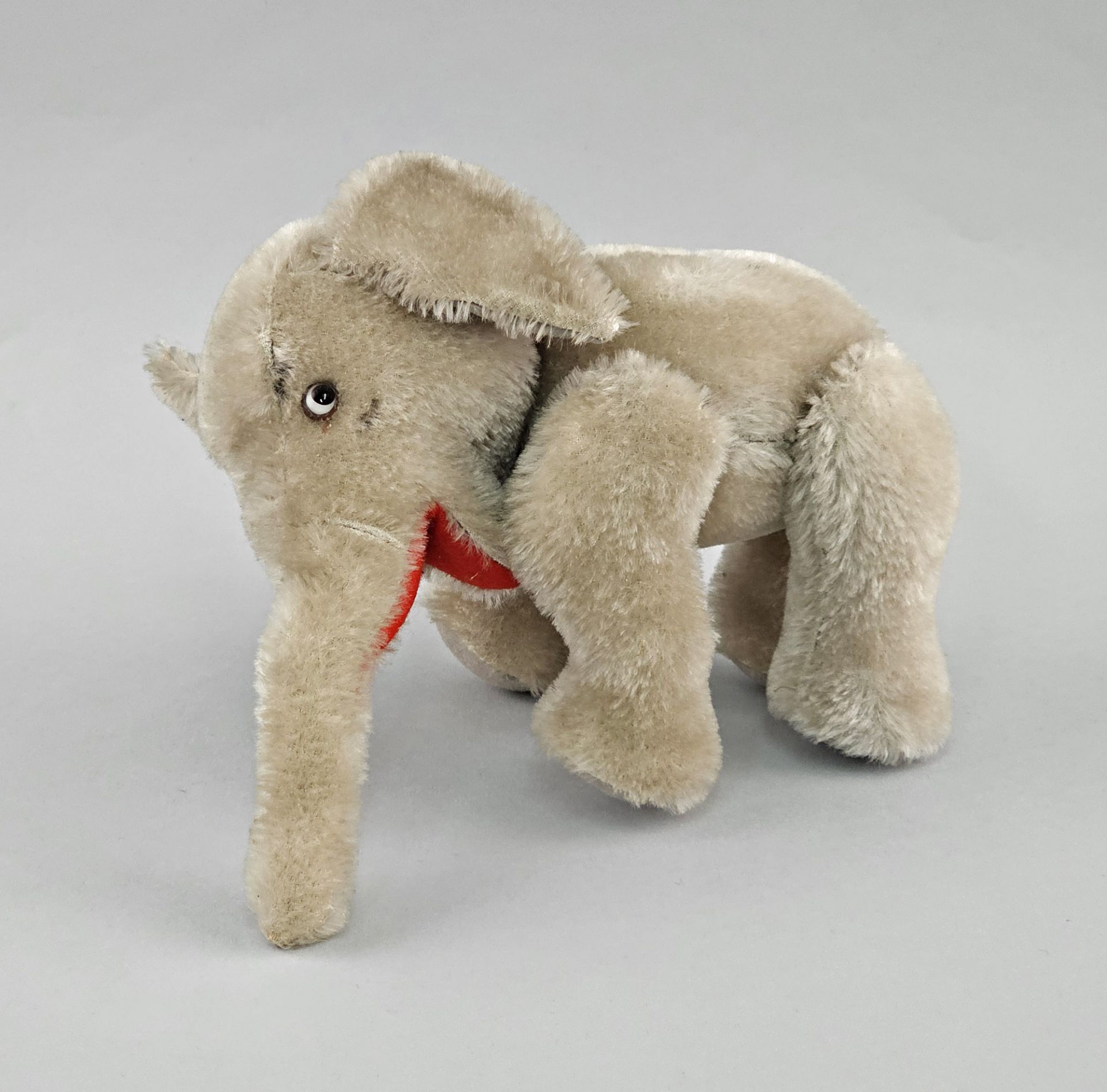 Elefant - Image 2 of 6