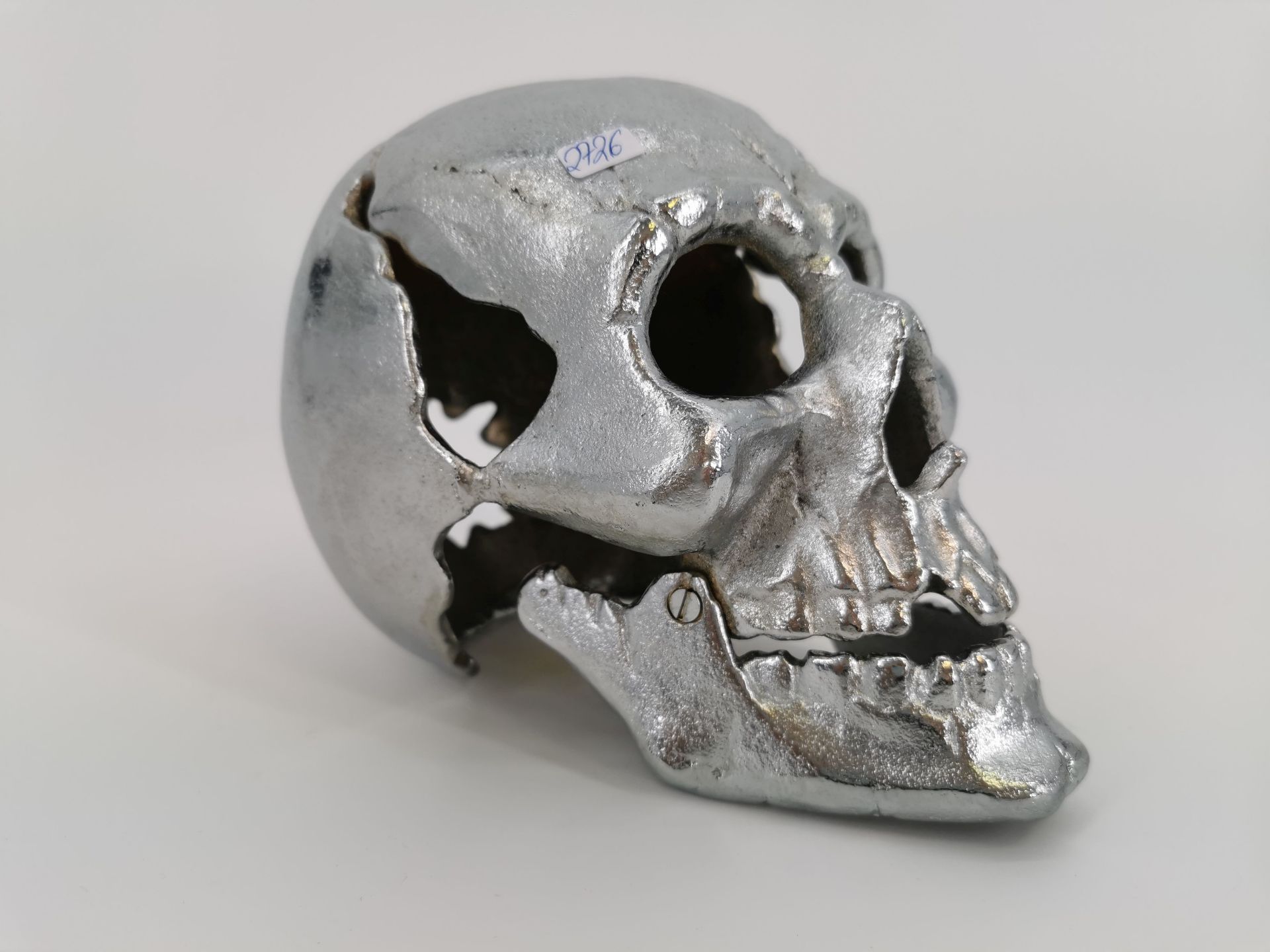 SCULPTURE "SKULL"