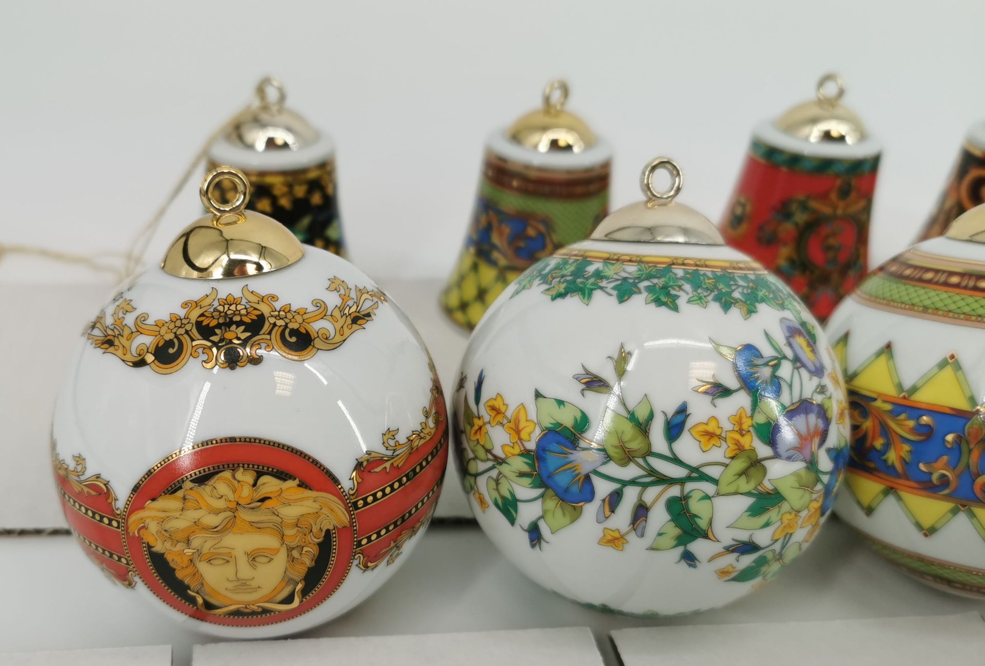 VERSACE CHRISTMAS BAUBLES AND CHRISTMAS BELLS - Image 2 of 6