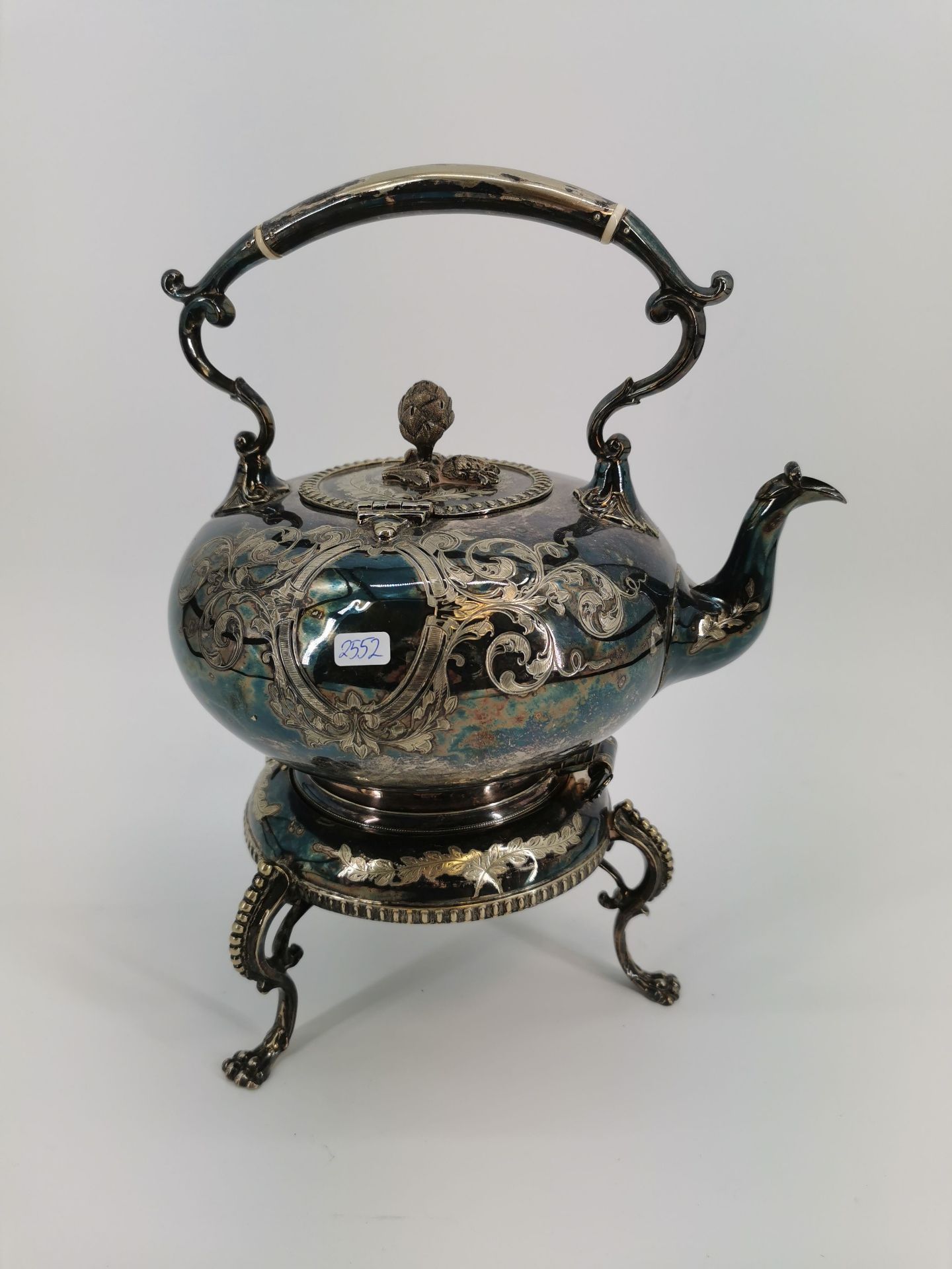 TEAPOT WITH 