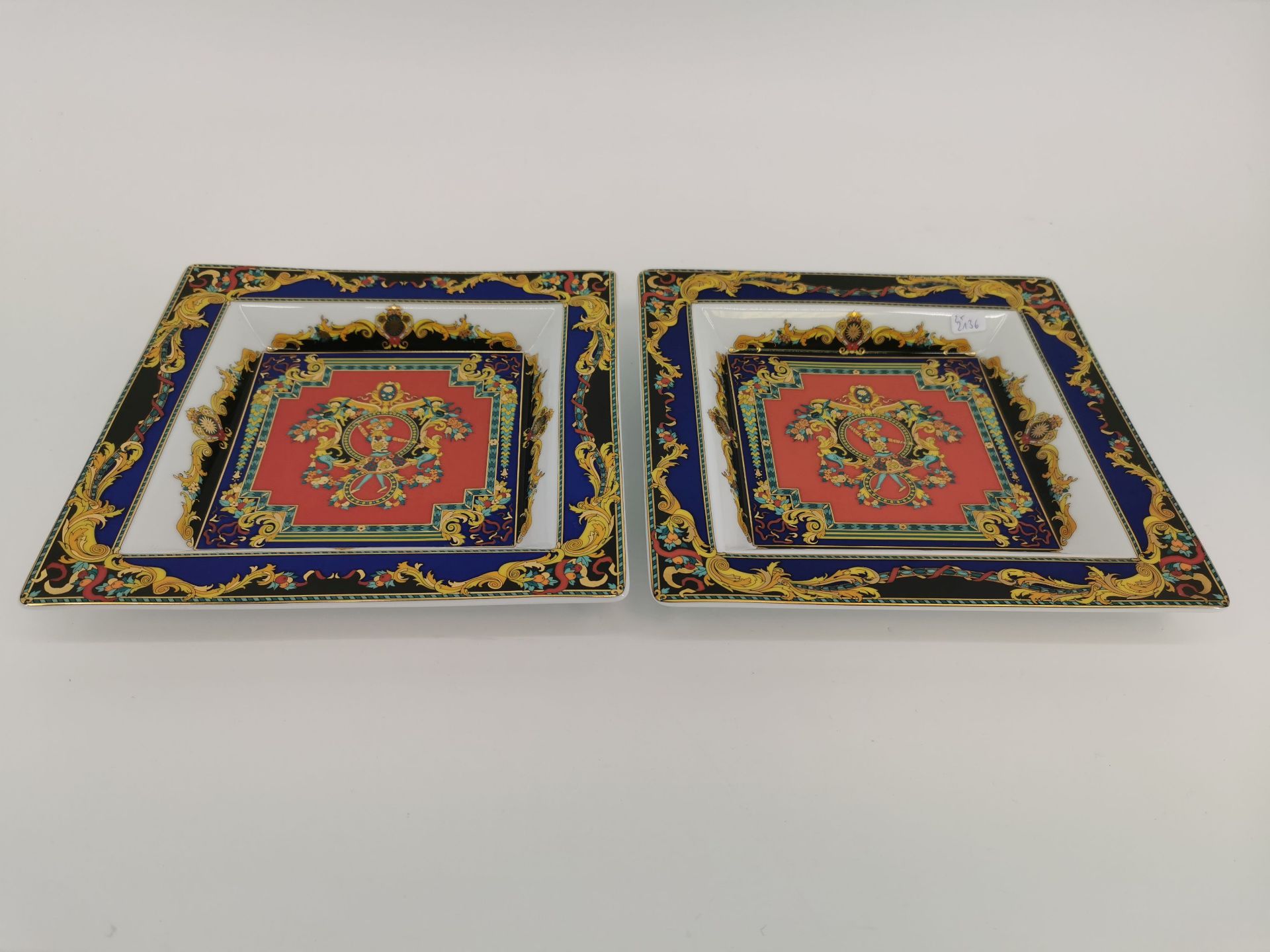2 VERSACE PLATES  - Image 2 of 4